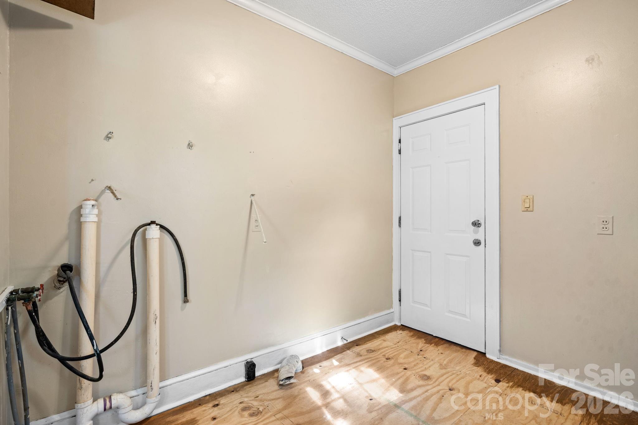 144 Hunter Bridge Road — Stony Point
