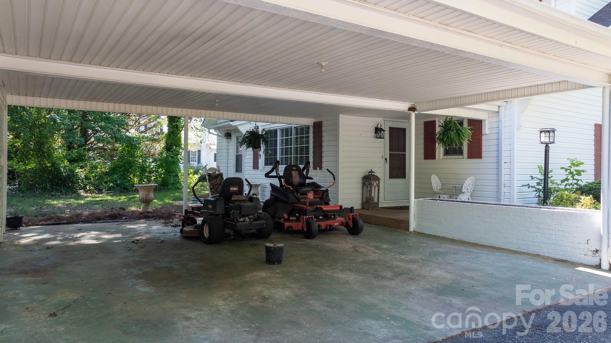 144 Hunter Bridge Road — Stony Point