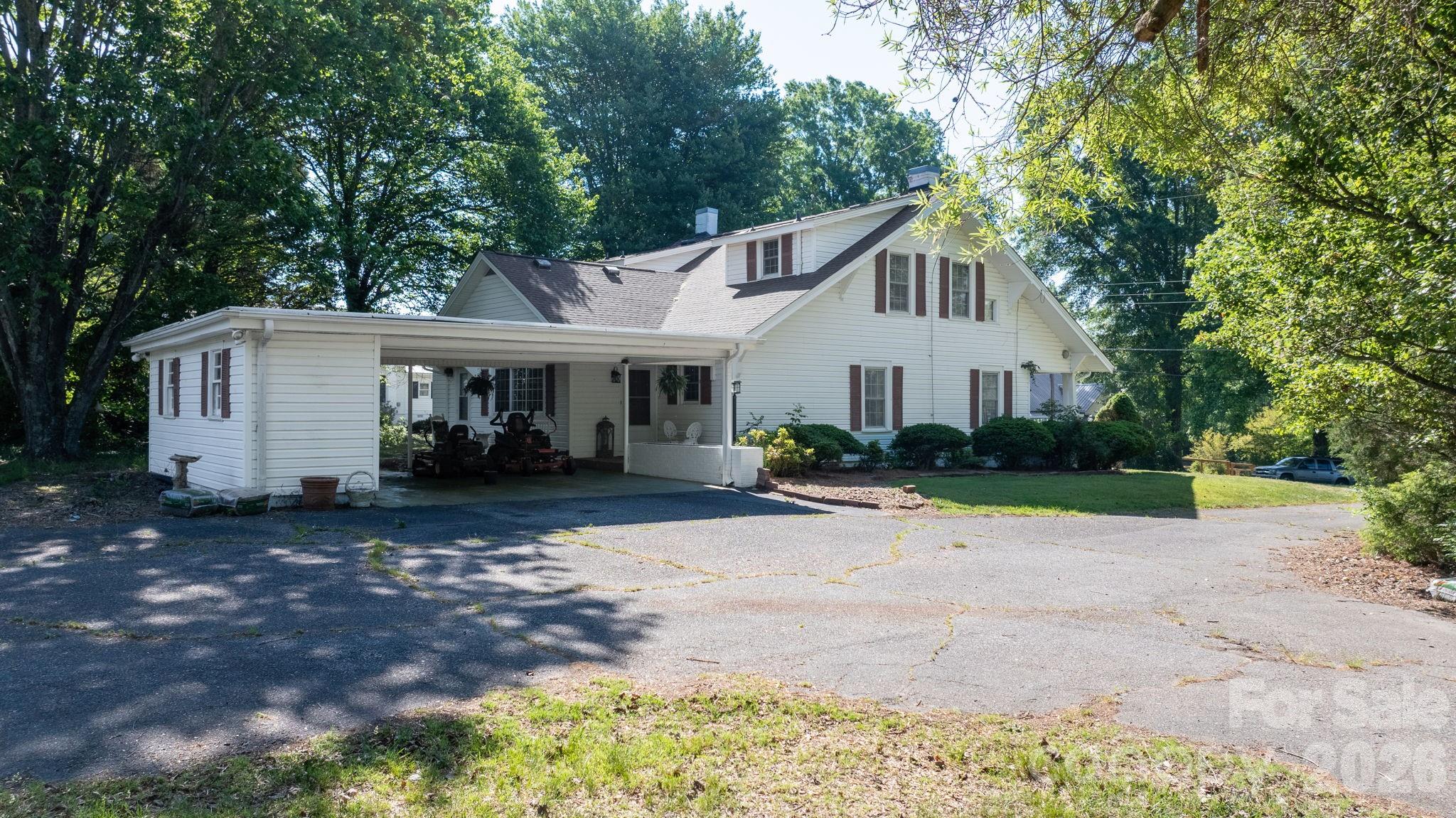 144 Hunter Bridge Road — Stony Point