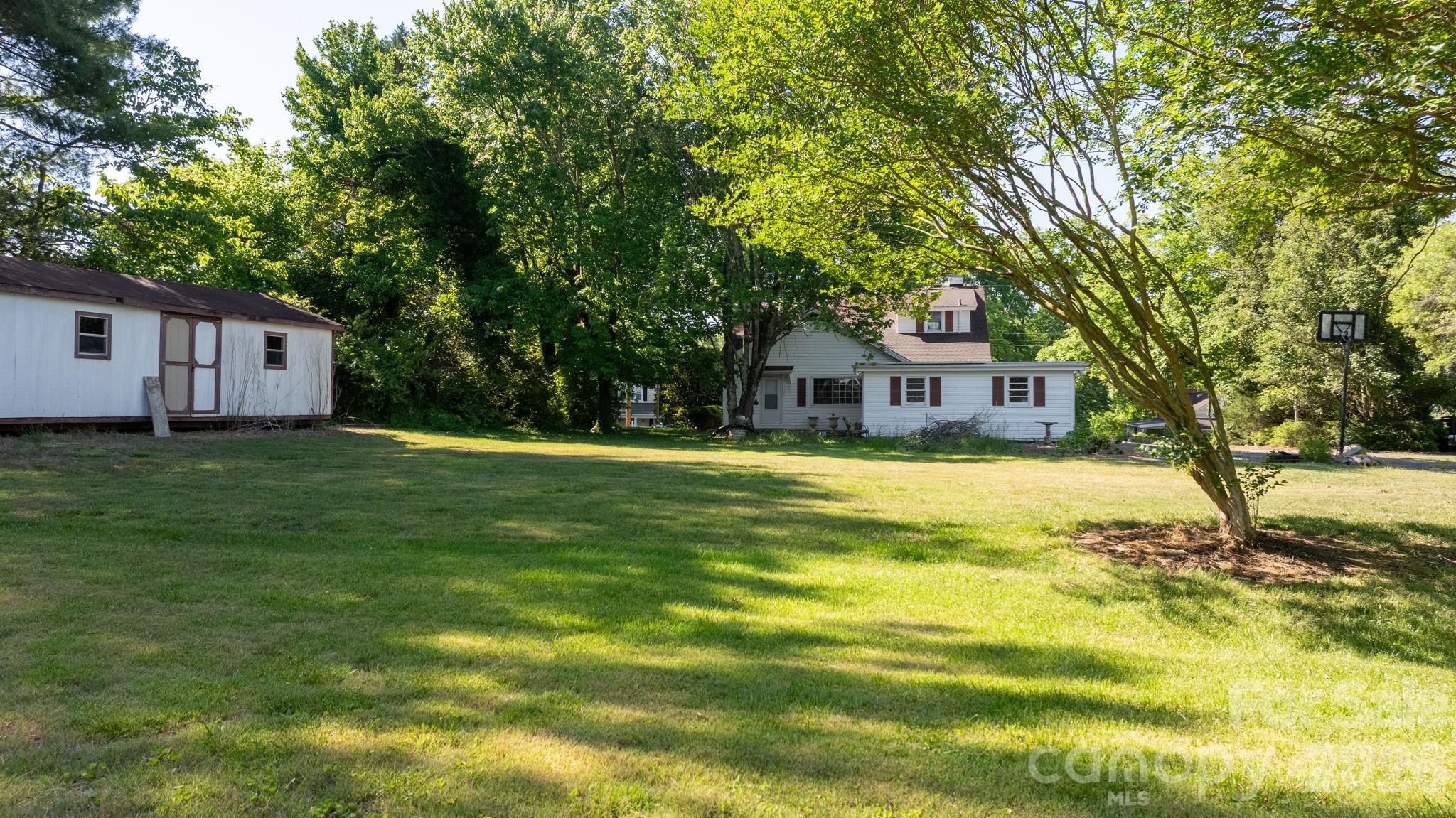 144 Hunter Bridge Road — Stony Point