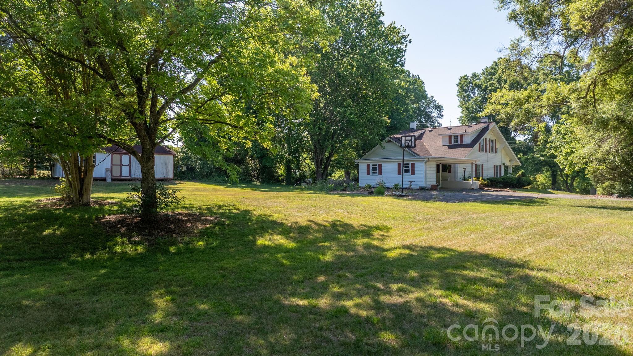 144 Hunter Bridge Road — Stony Point