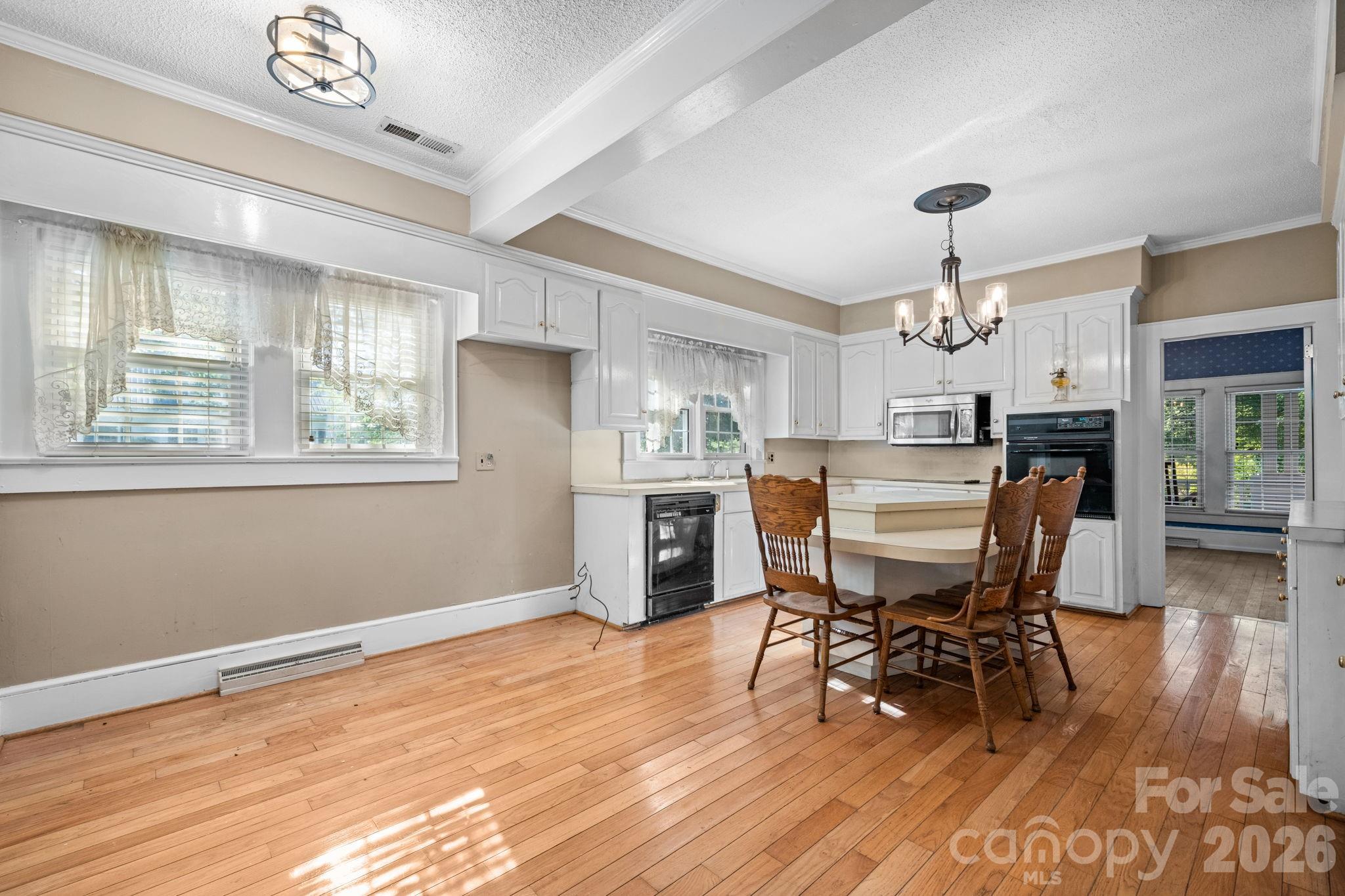 144 Hunter Bridge Road — Stony Point