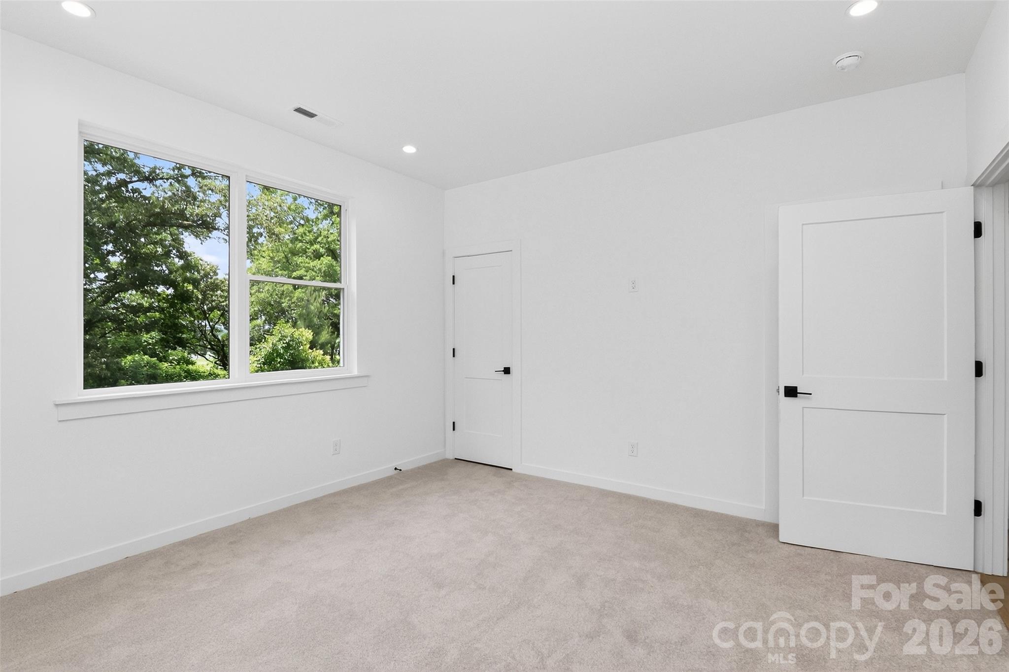 2716 Baltimore Avenue — Charlotte