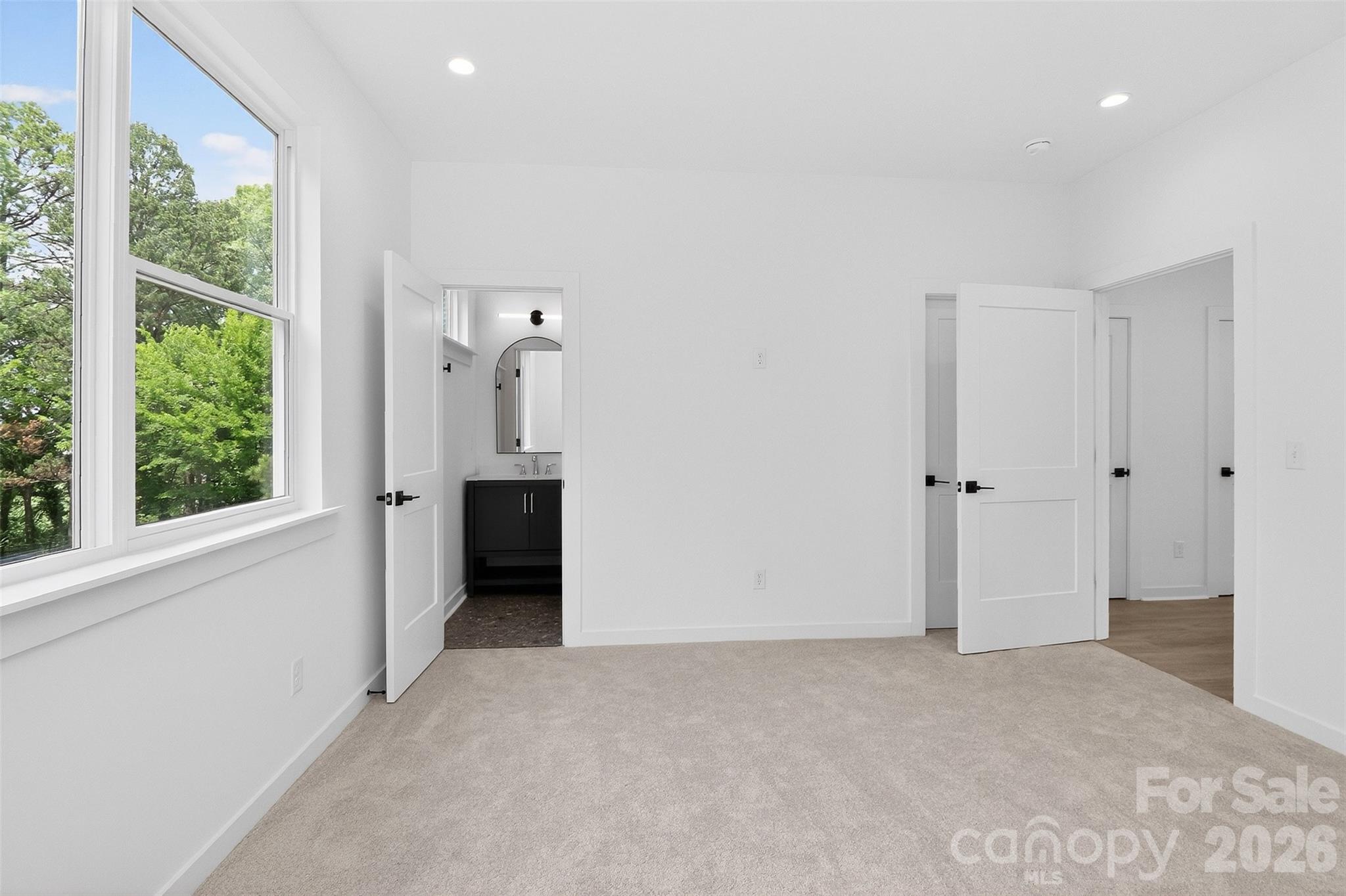 2716 Baltimore Avenue — Charlotte