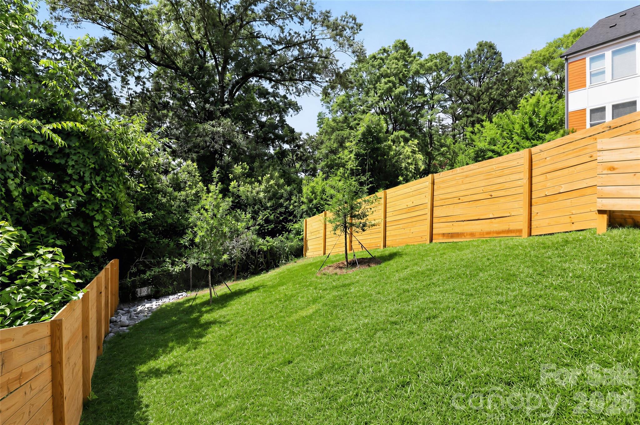 2716 Baltimore Avenue — Charlotte