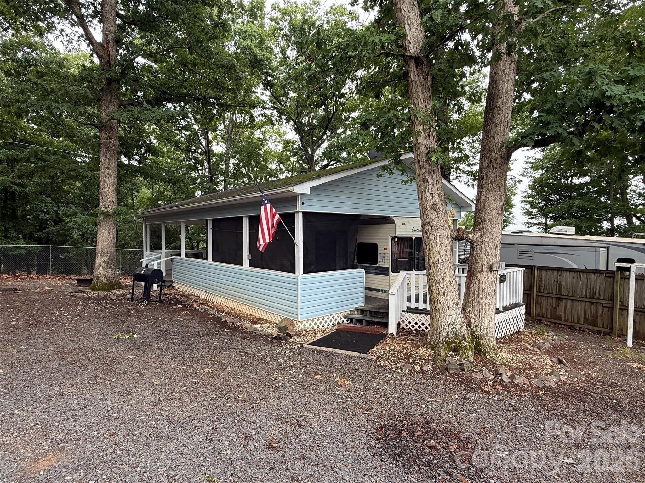 107/109 Holly Cove Trail #E100/101 — Mount Gilead