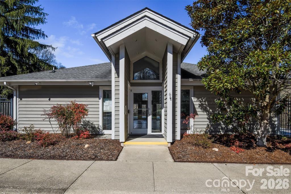 13 Laurel Place Drive — Asheville
