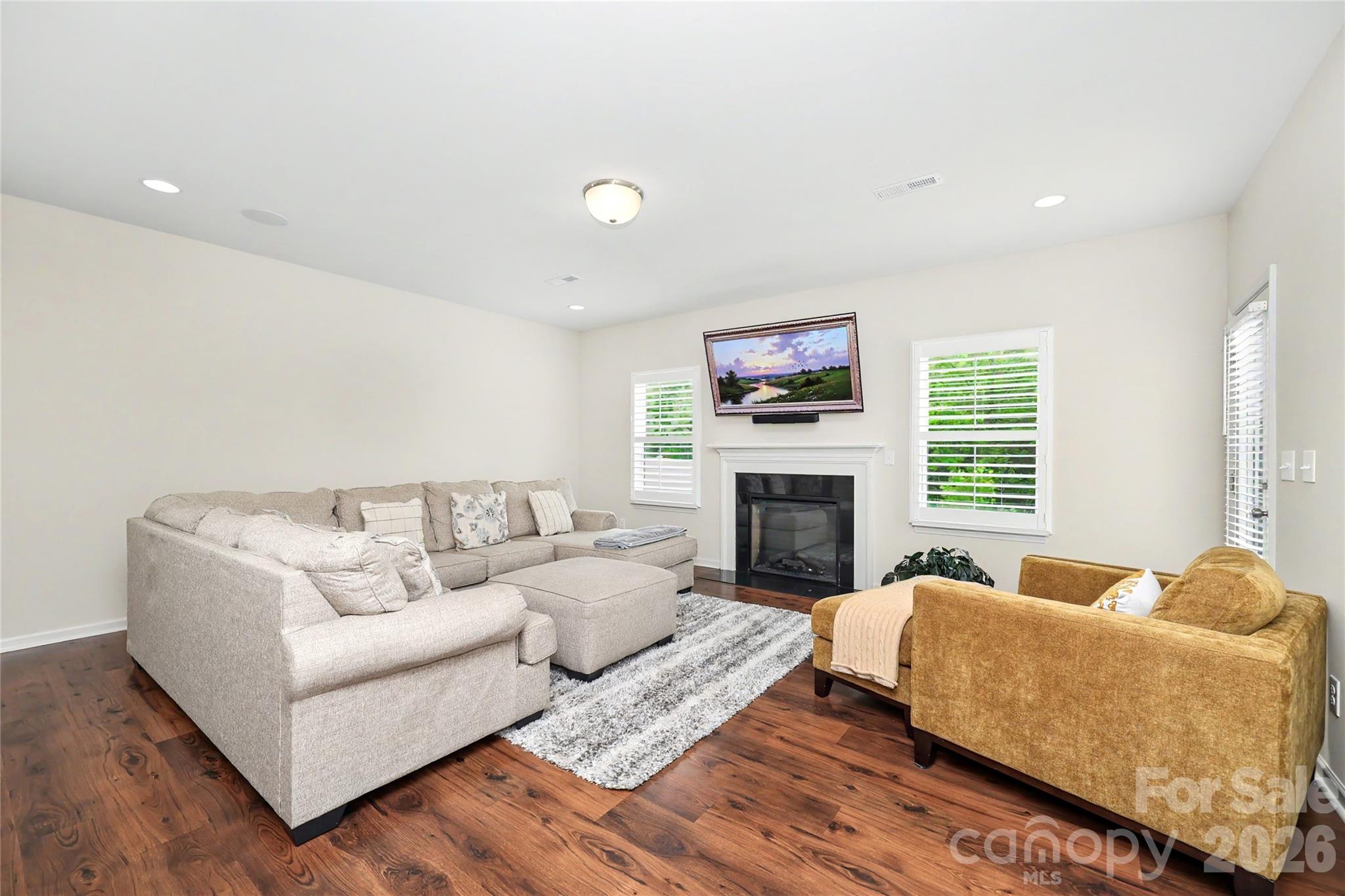 3173 Pinehills Way — Mount Holly