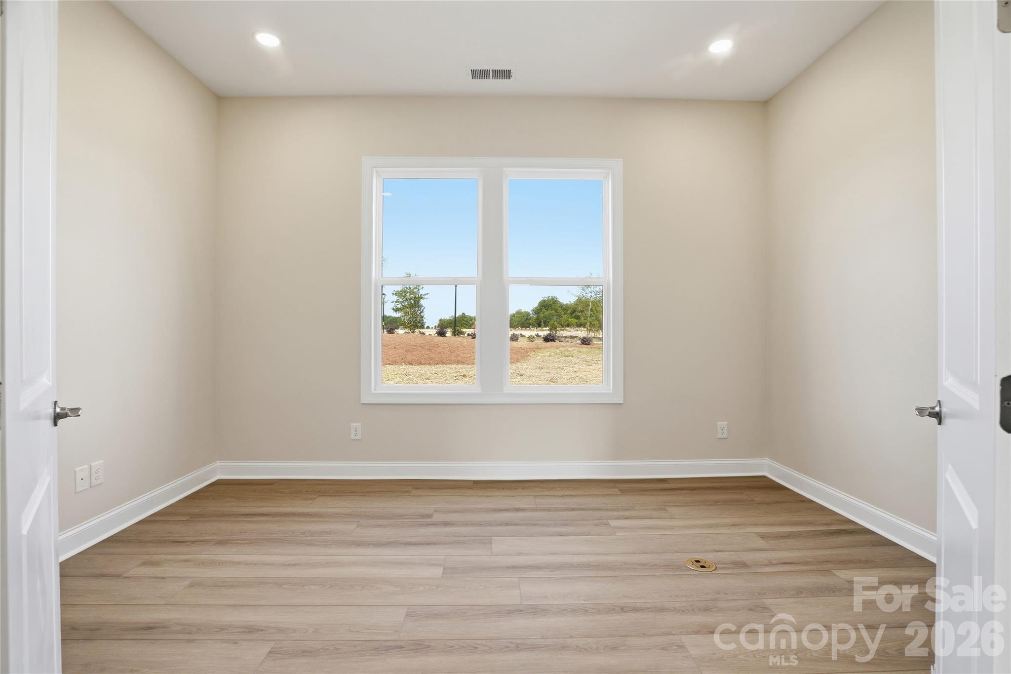 207 Patagonia Place — Locust