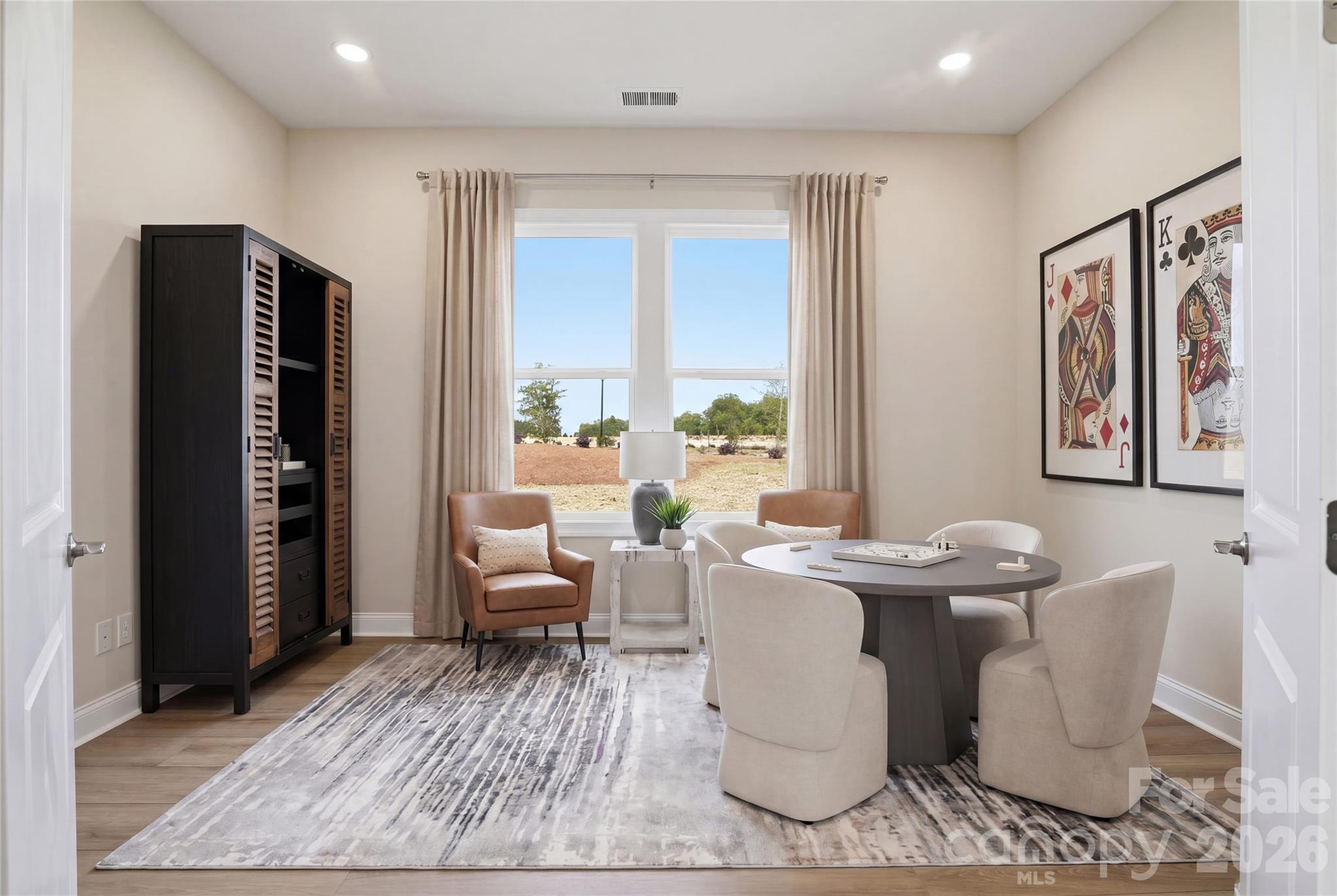 207 Patagonia Place — Locust