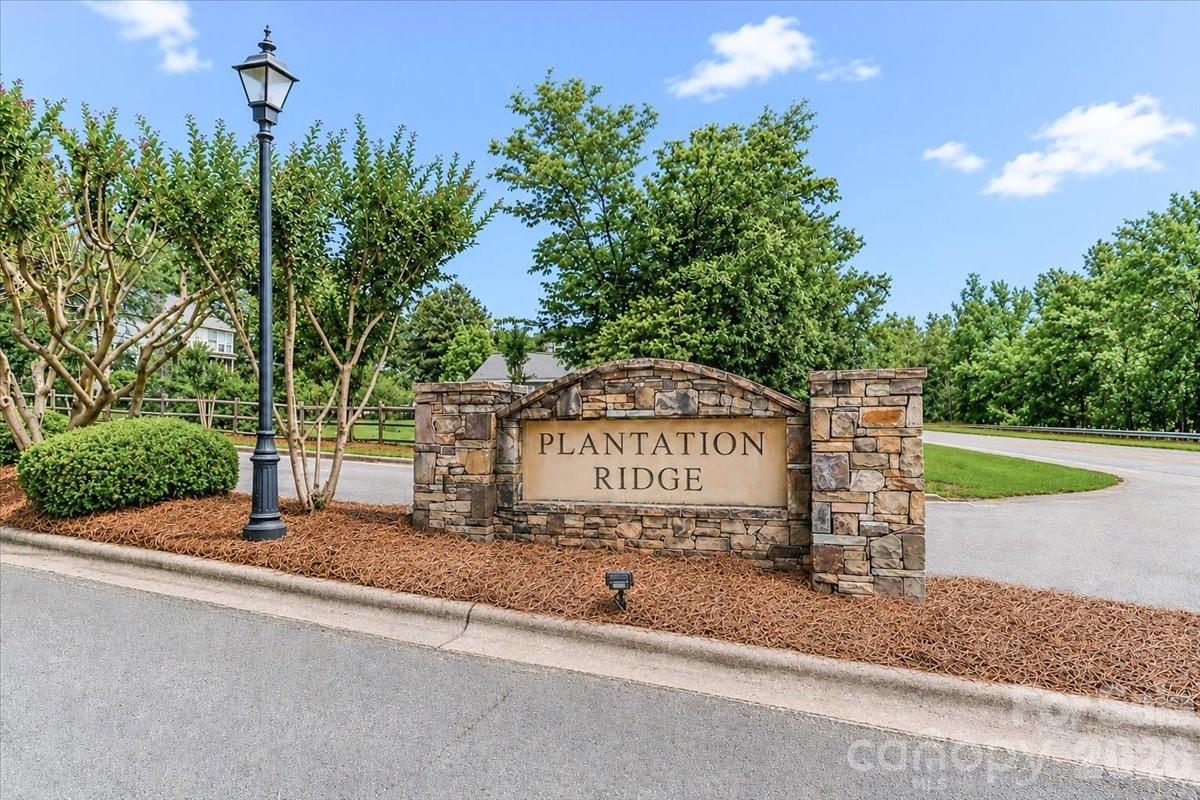 311 N Deerfield Circle — Salisbury
