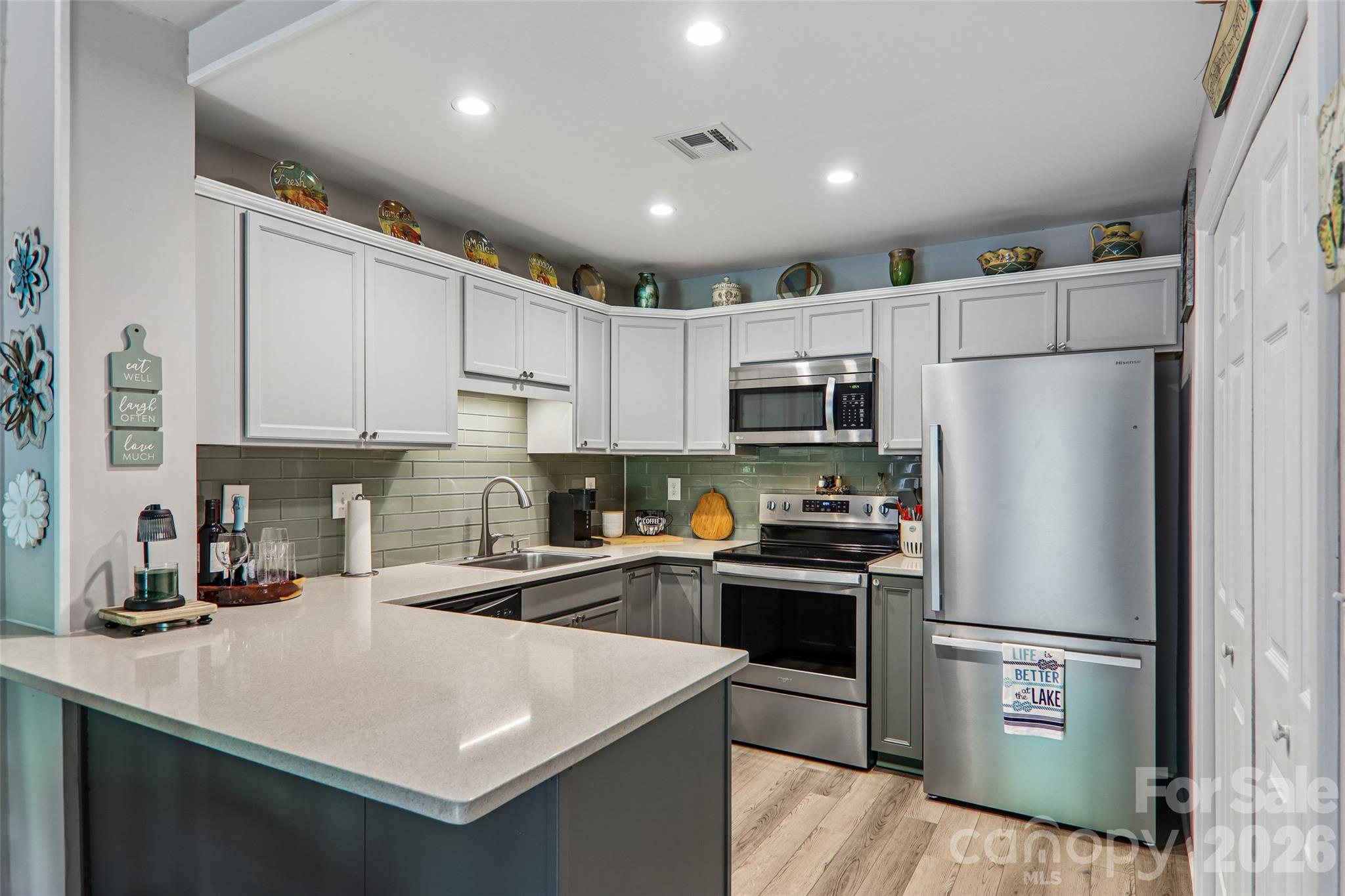 147 W Lake Drive S #1206 — Lake Lure