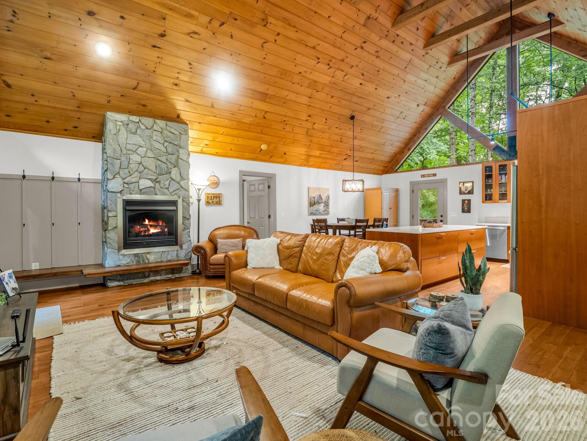 124 Golden Creek Trail — Union Mills