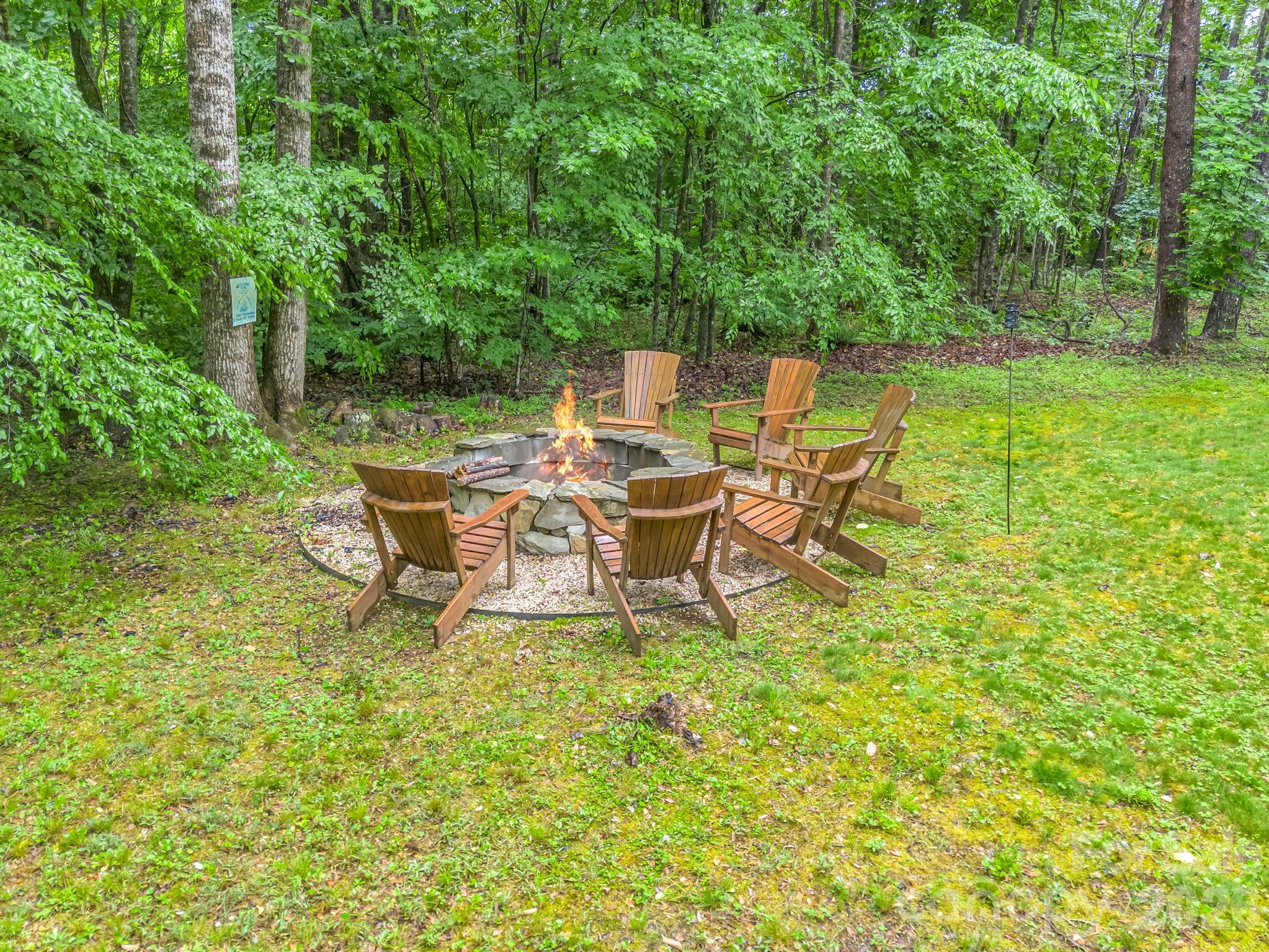 124 Golden Creek Trail — Union Mills