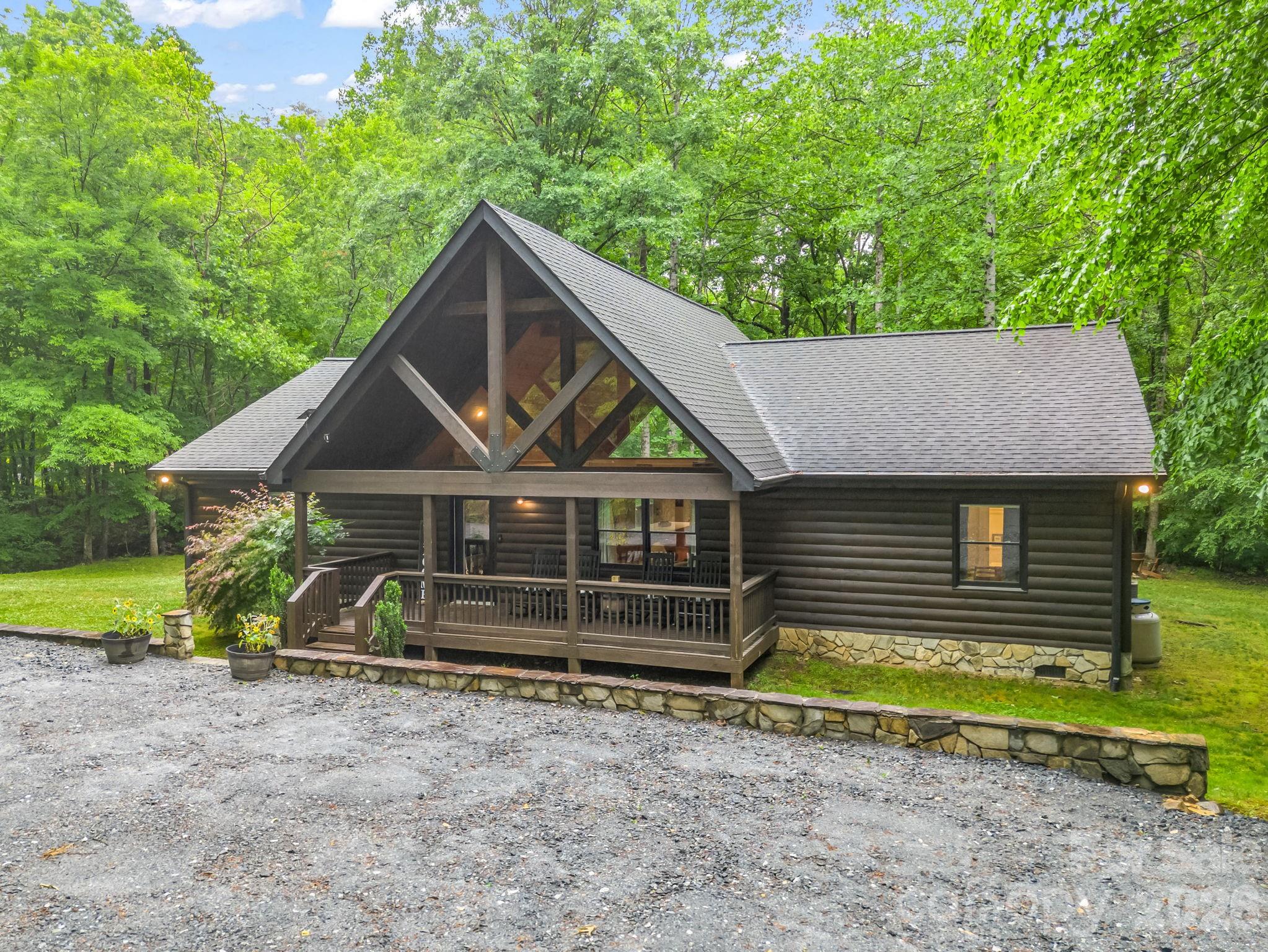 124 Golden Creek Trail — Union Mills