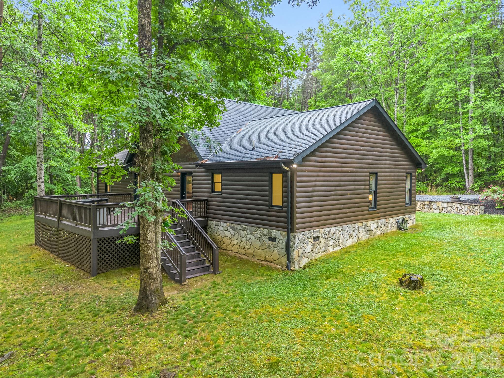 124 Golden Creek Trail — Union Mills