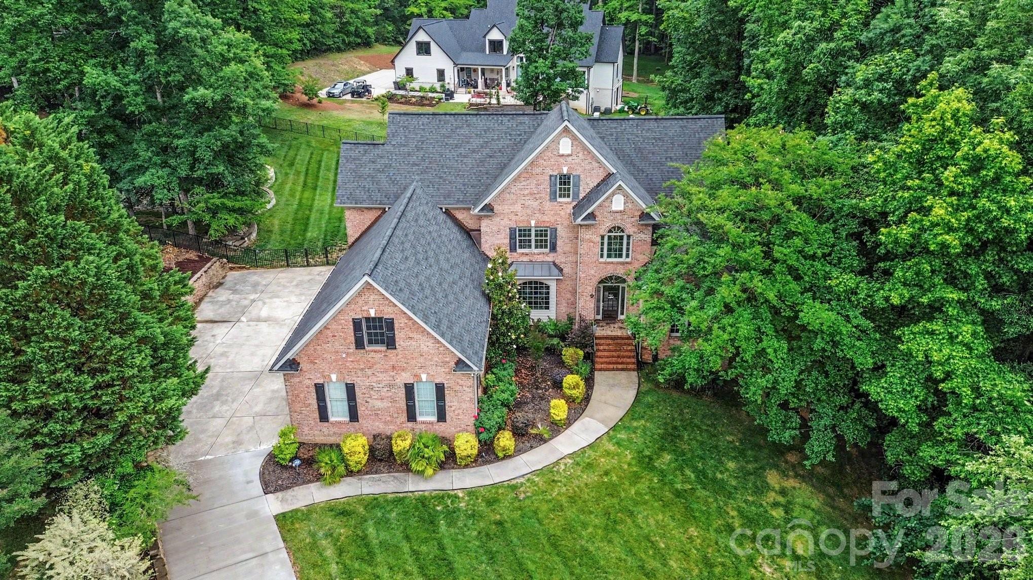 1009 Medinah Court — Waxhaw
