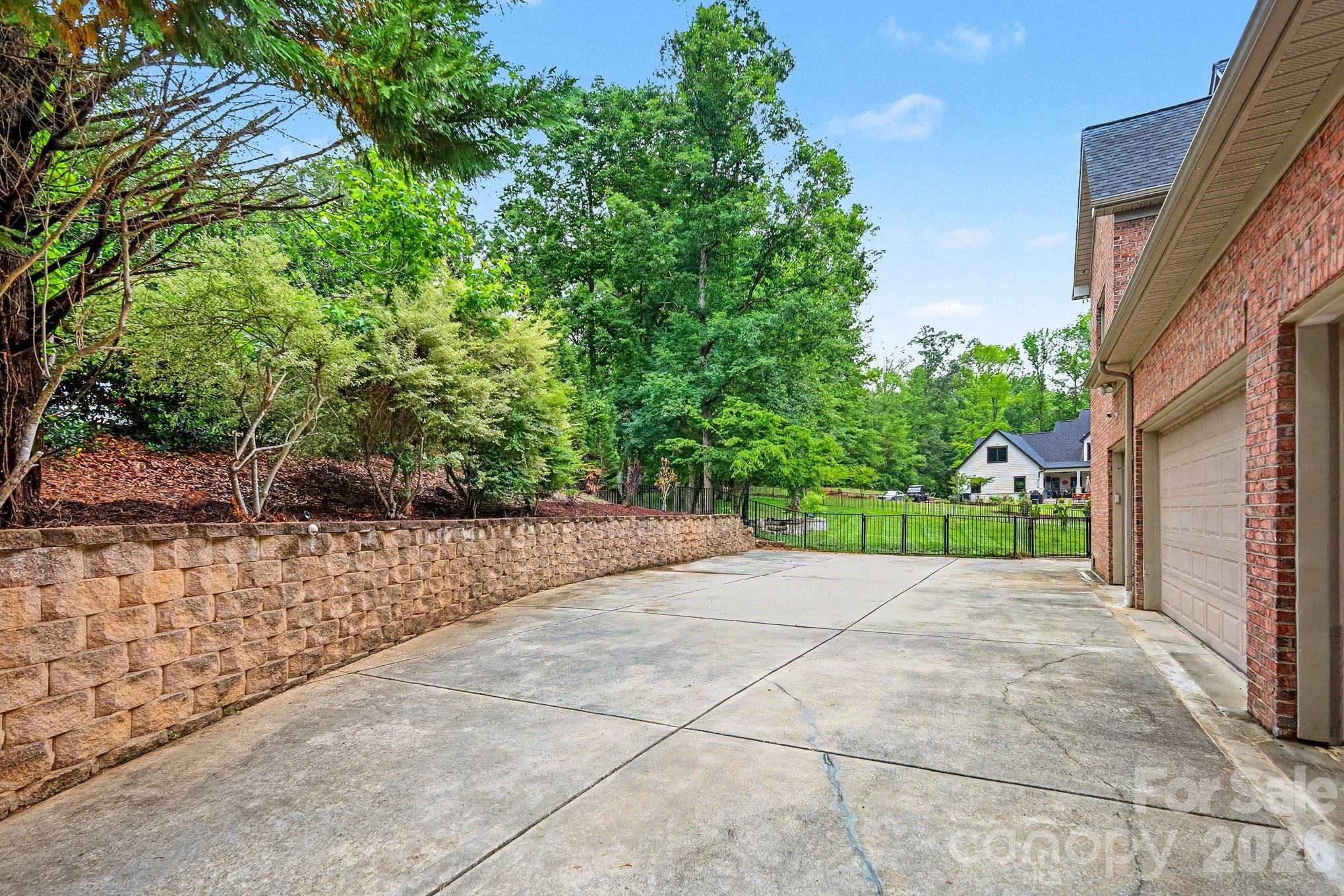 1009 Medinah Court — Waxhaw