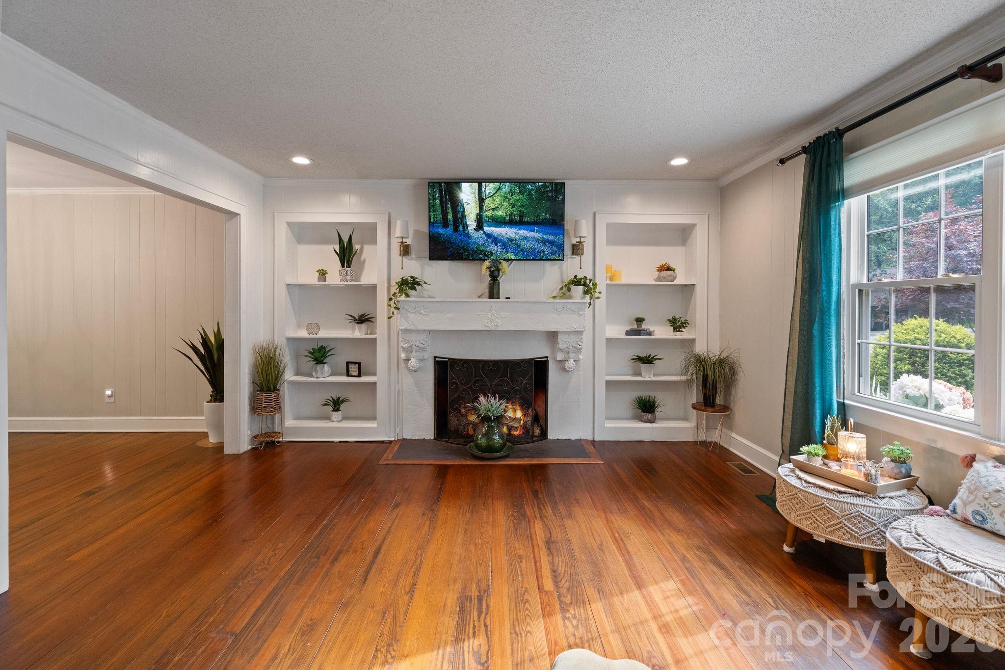 1014 Bramblewood Court NE — Lenoir