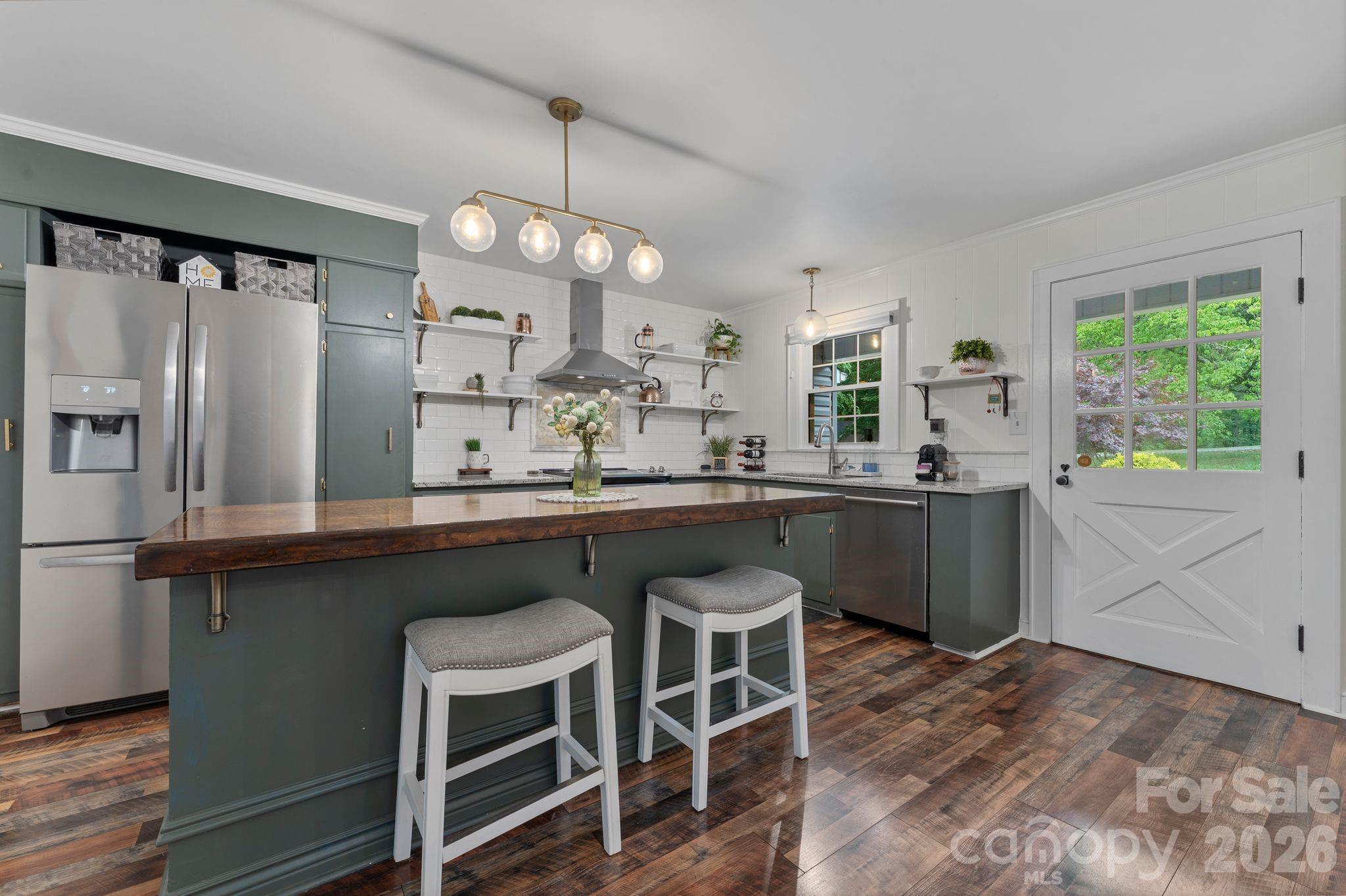 1014 Bramblewood Court NE — Lenoir