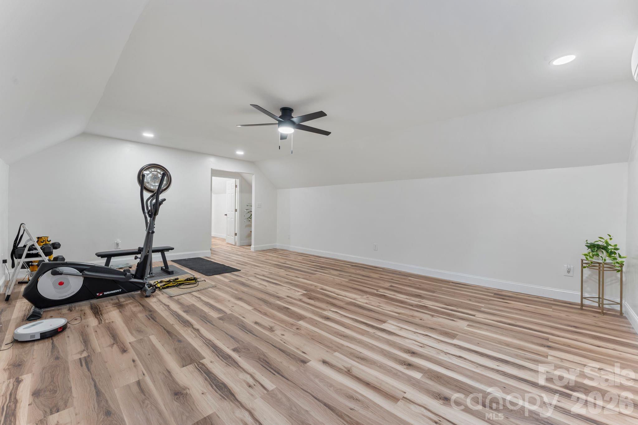 1014 Bramblewood Court NE — Lenoir