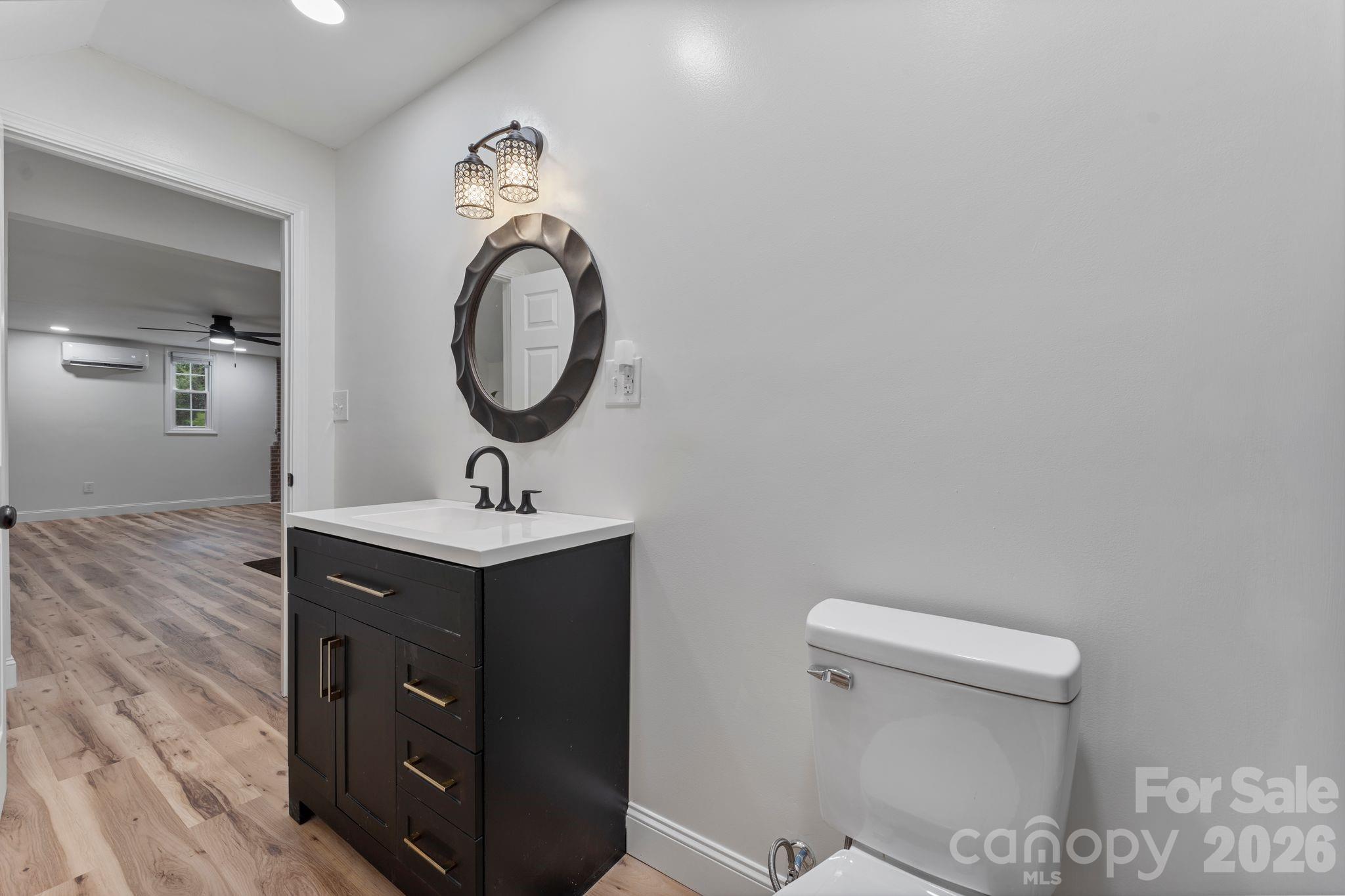 1014 Bramblewood Court NE — Lenoir