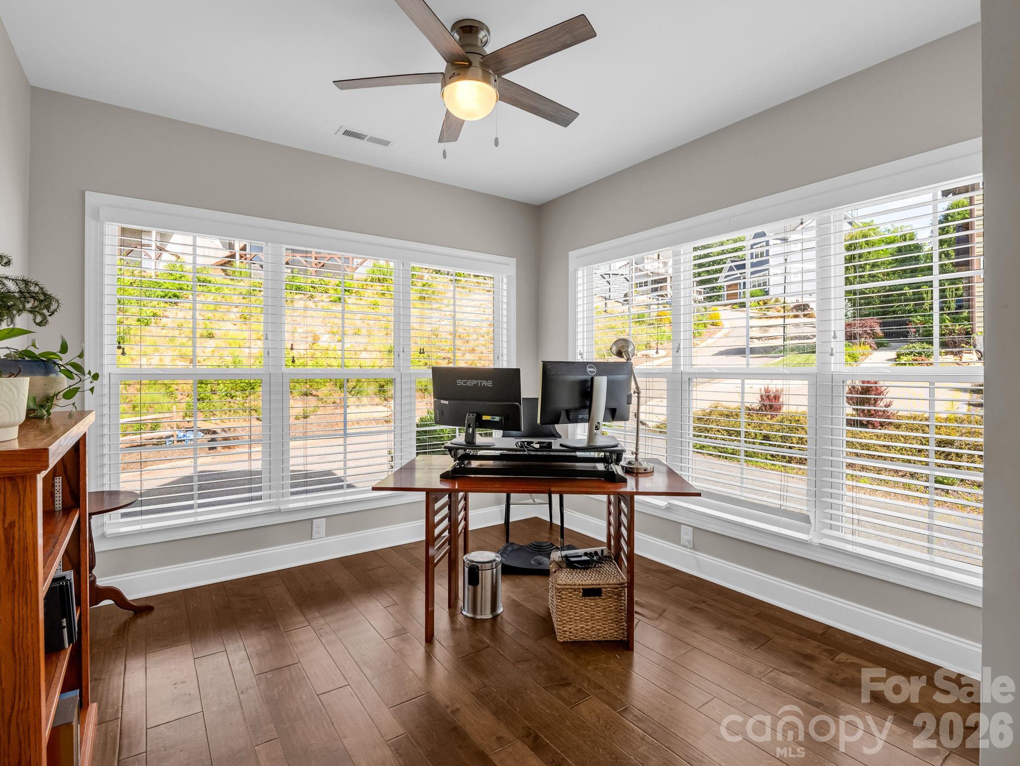 66 Tudor Way — Black Mountain