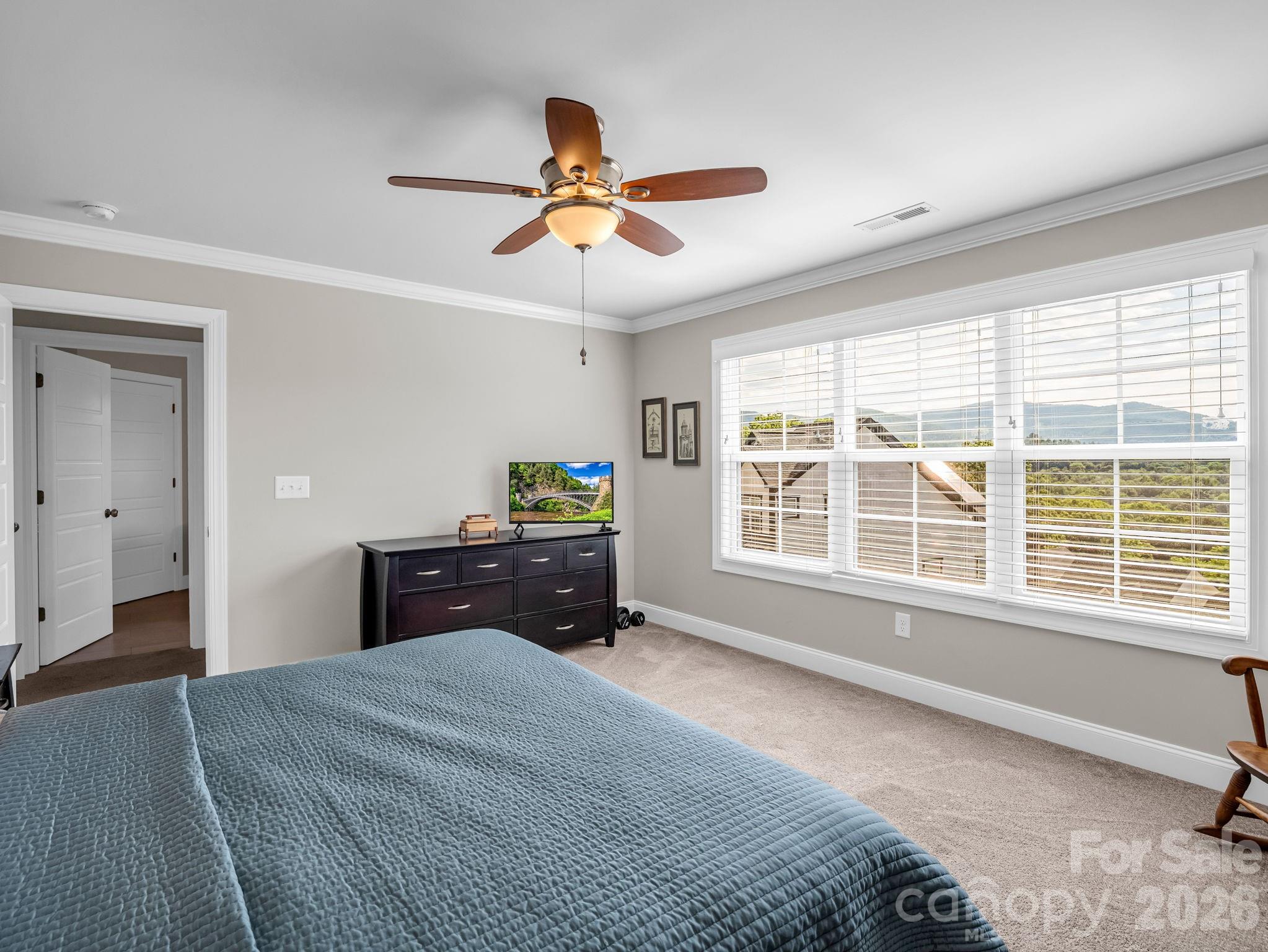66 Tudor Way — Black Mountain