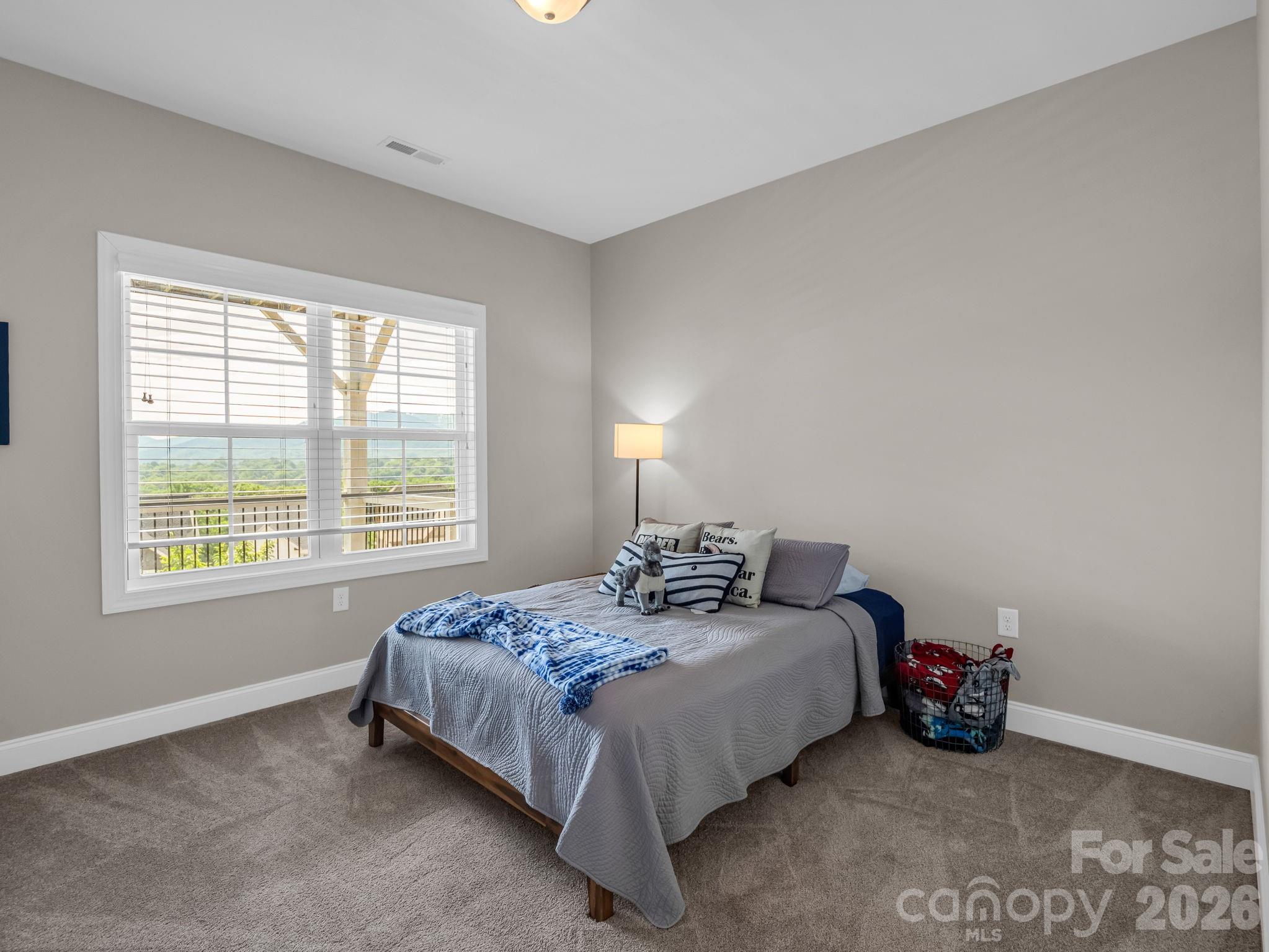 66 Tudor Way — Black Mountain