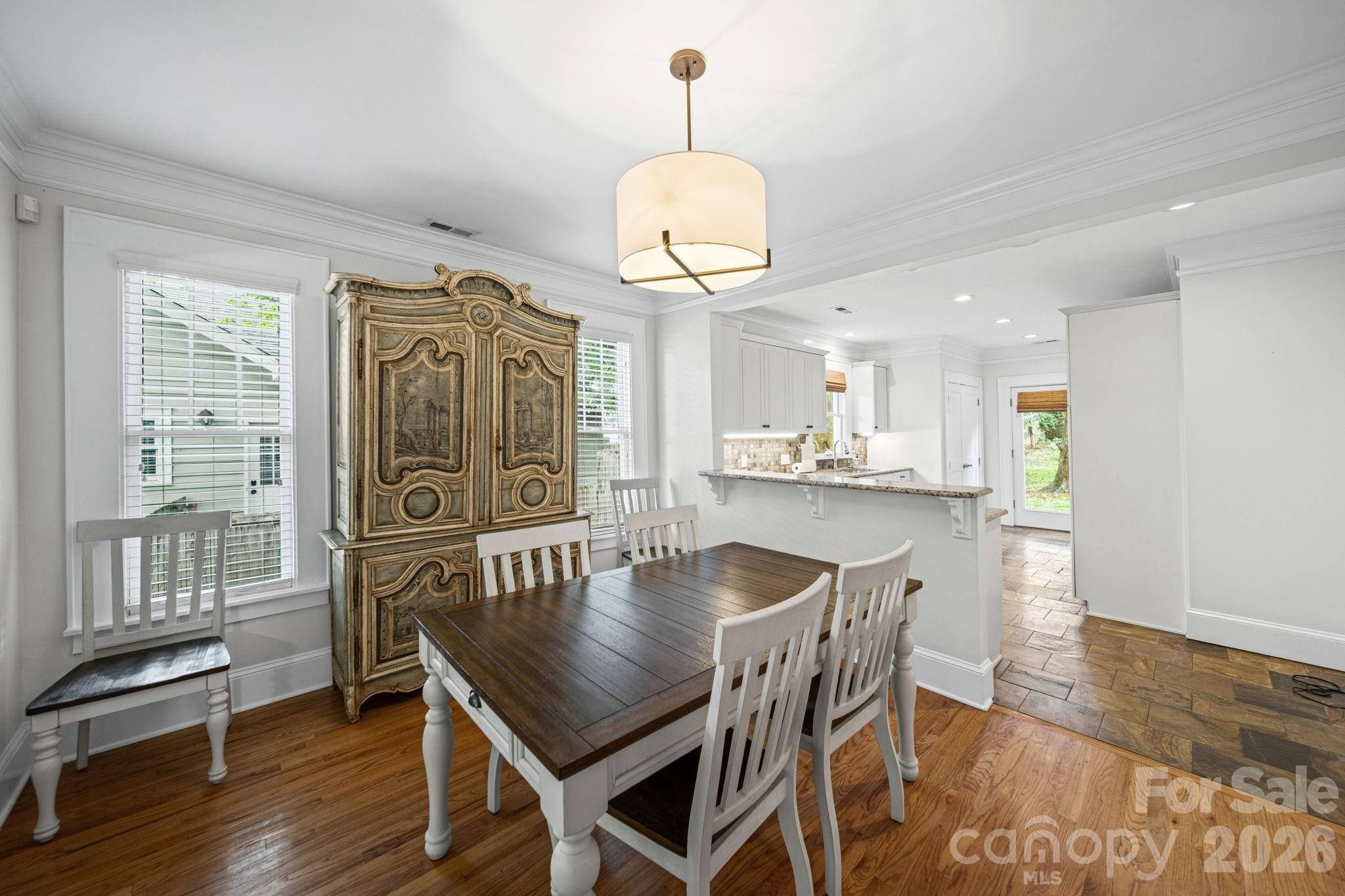 320 Westwood Avenue — Charlotte