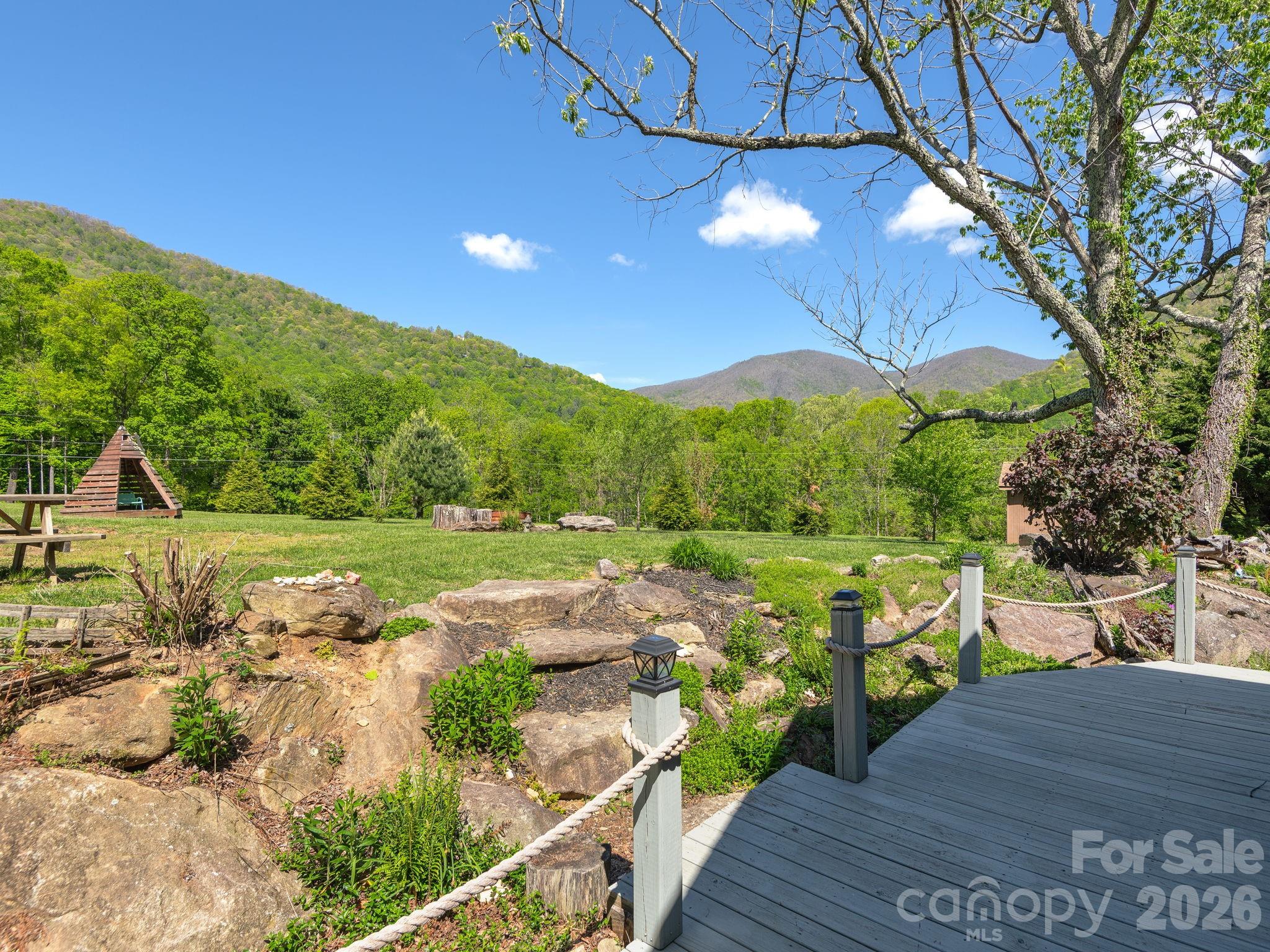 162 Johnson Branch Road — Maggie Valley