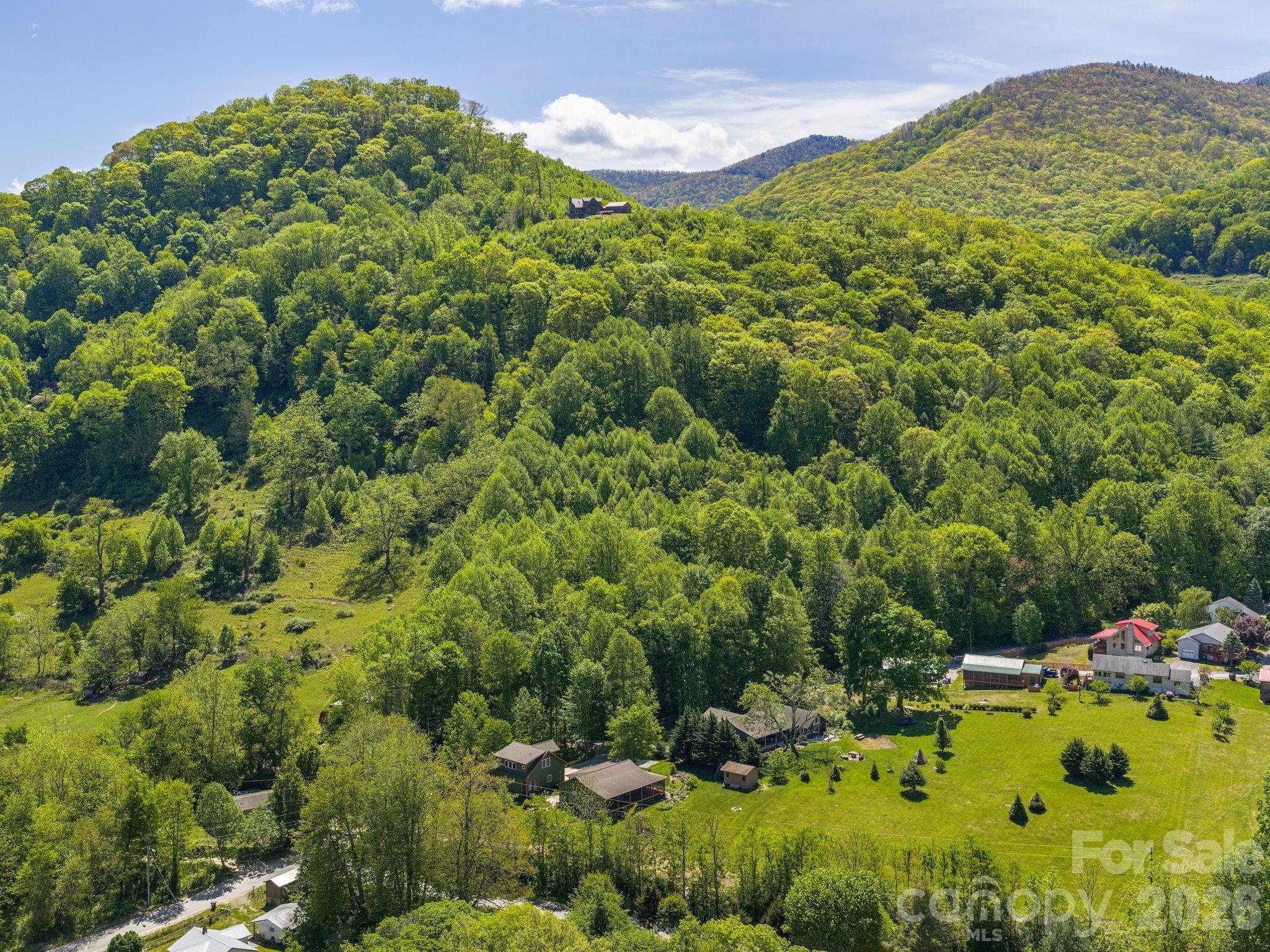 162 Johnson Branch Road — Maggie Valley