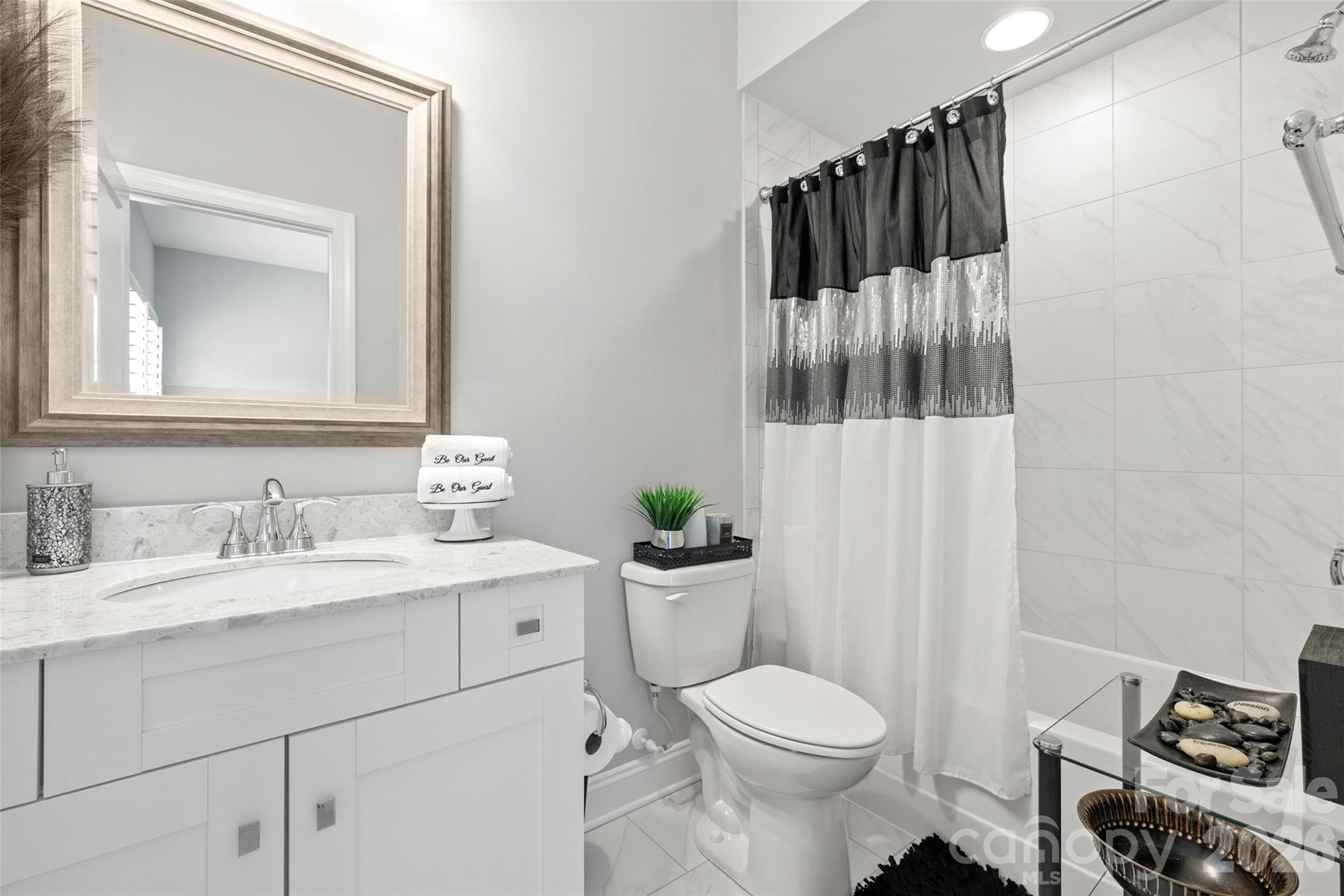 8703 Deakin Court — Waxhaw