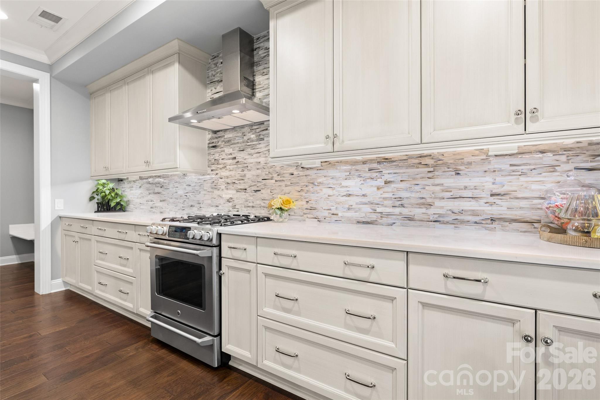 8703 Deakin Court — Waxhaw