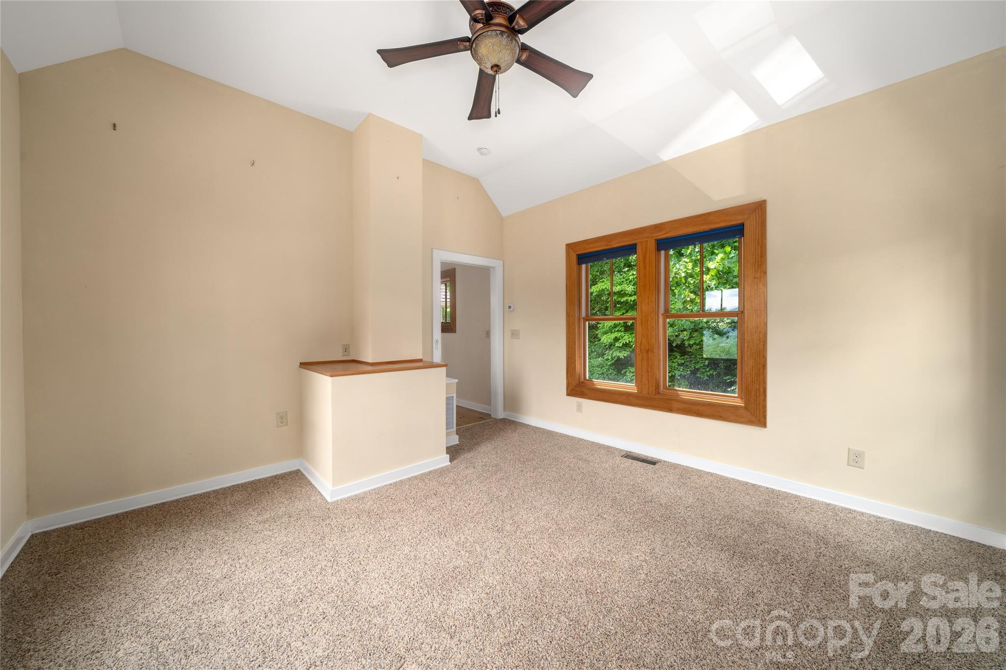 32 Delano Road — Asheville