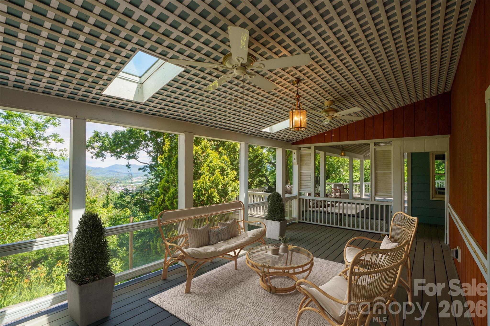 32 Delano Road — Asheville
