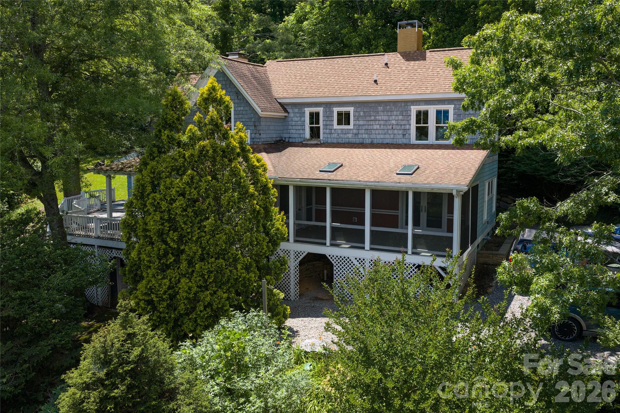 32 Delano Road — Asheville
