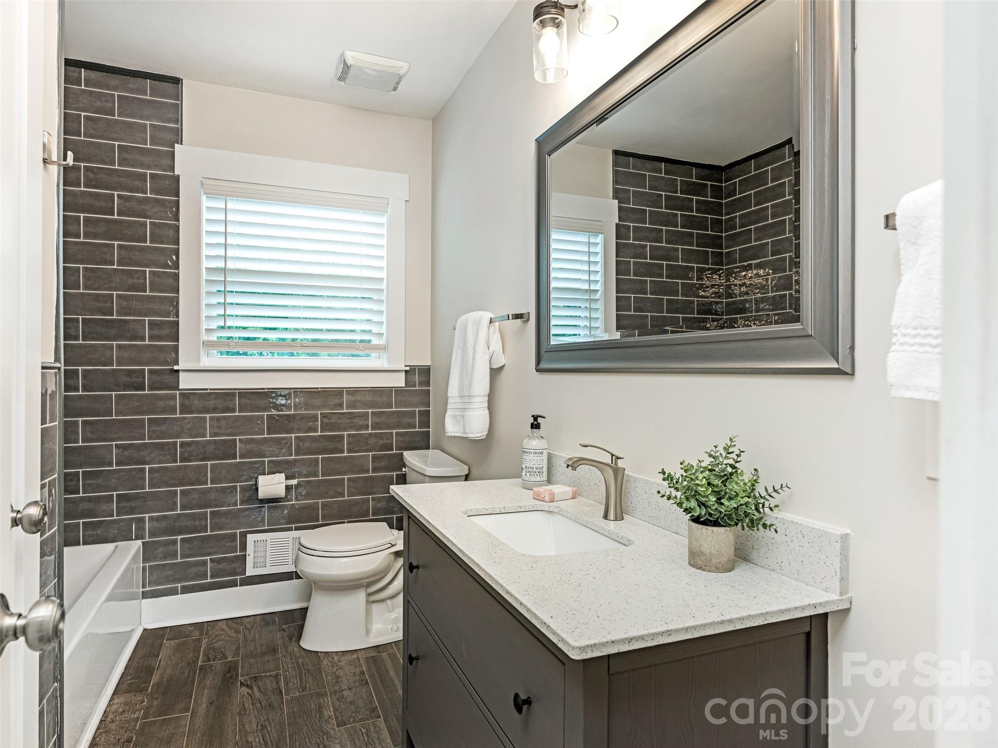 3319 Providence Road — Charlotte