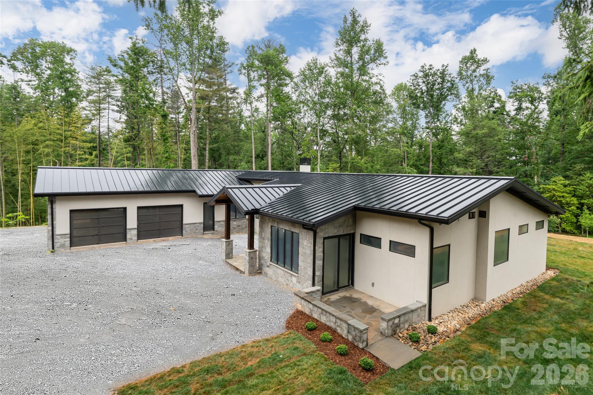 33 Busbee Road — Asheville