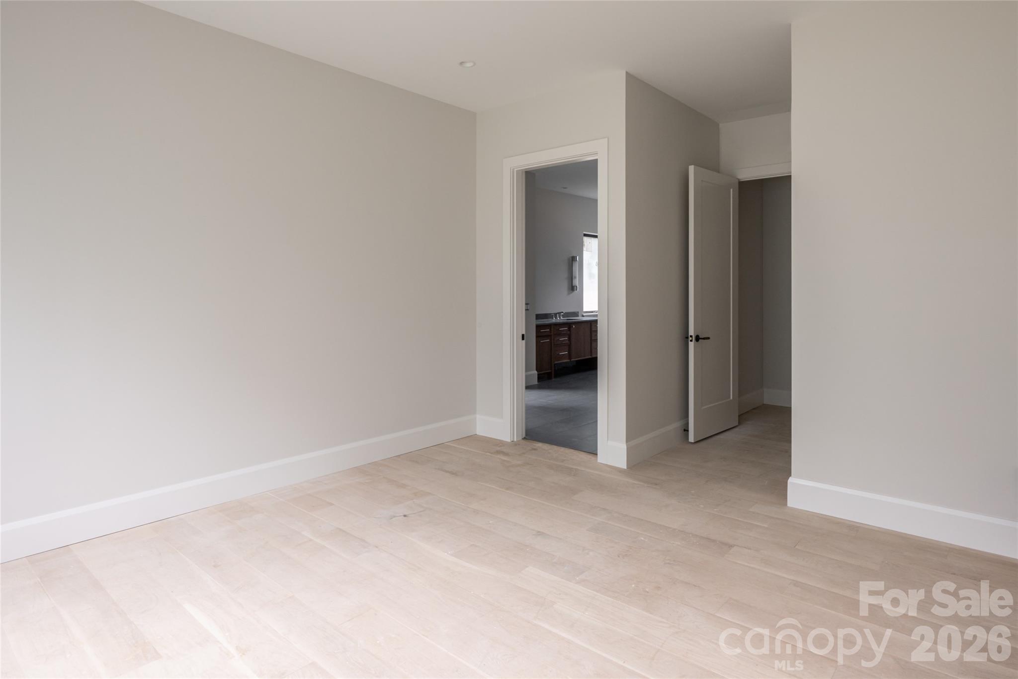 33 Busbee Road — Asheville