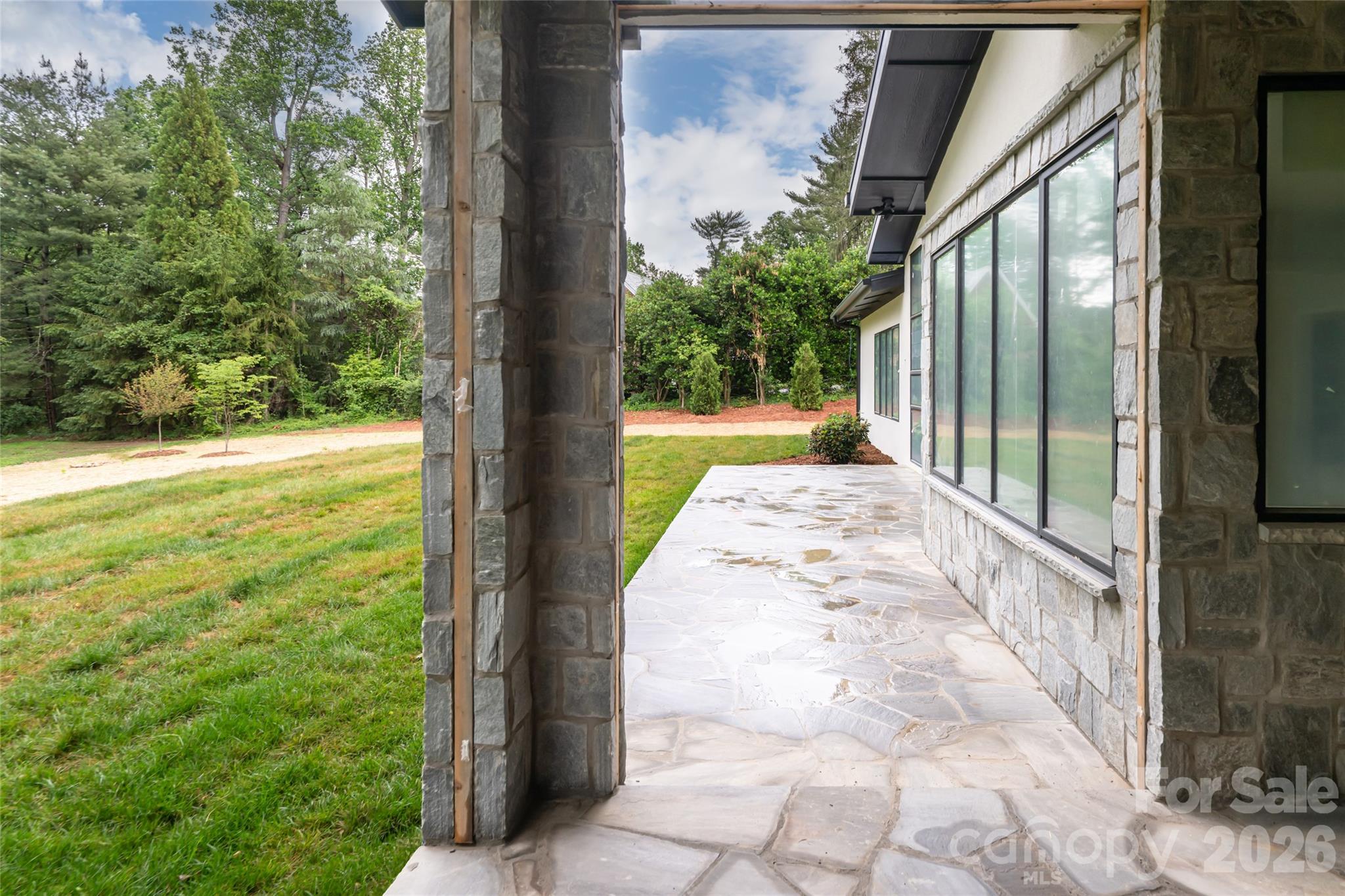 33 Busbee Road — Asheville