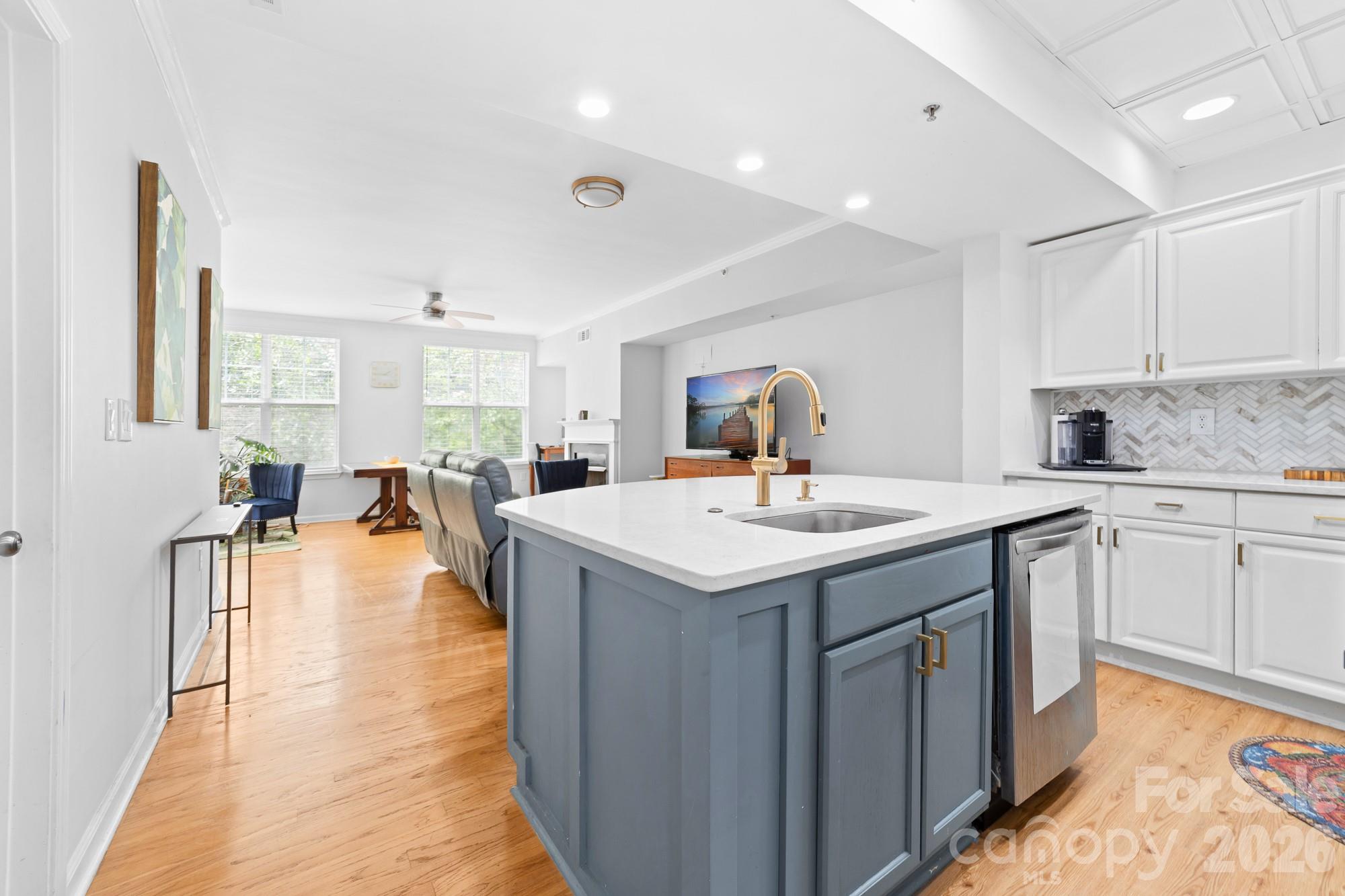 405 W 7th Street #302 — Charlotte