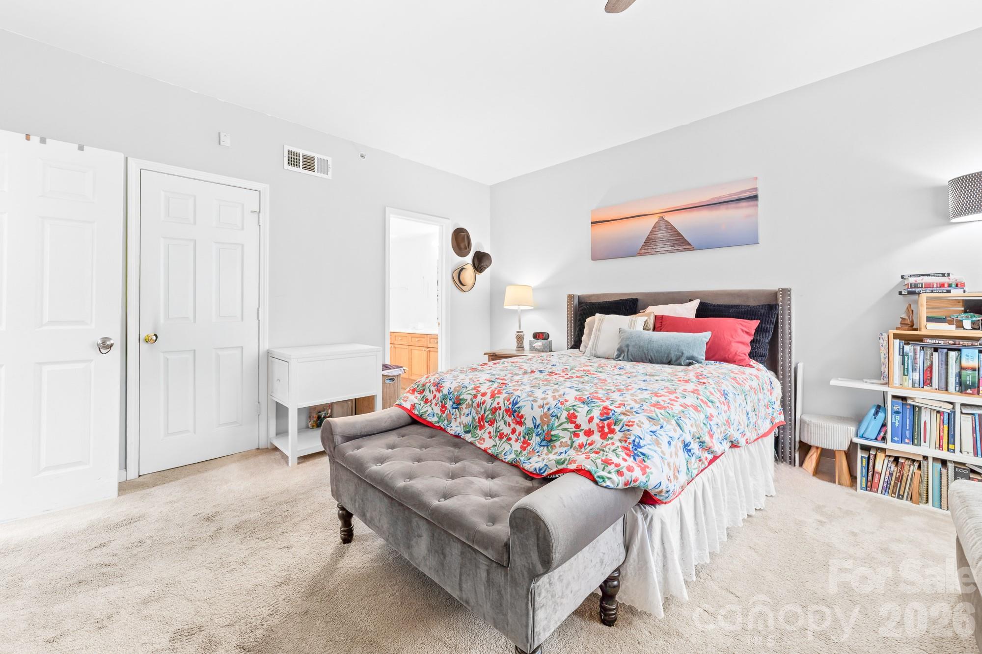 405 W 7th Street #302 — Charlotte