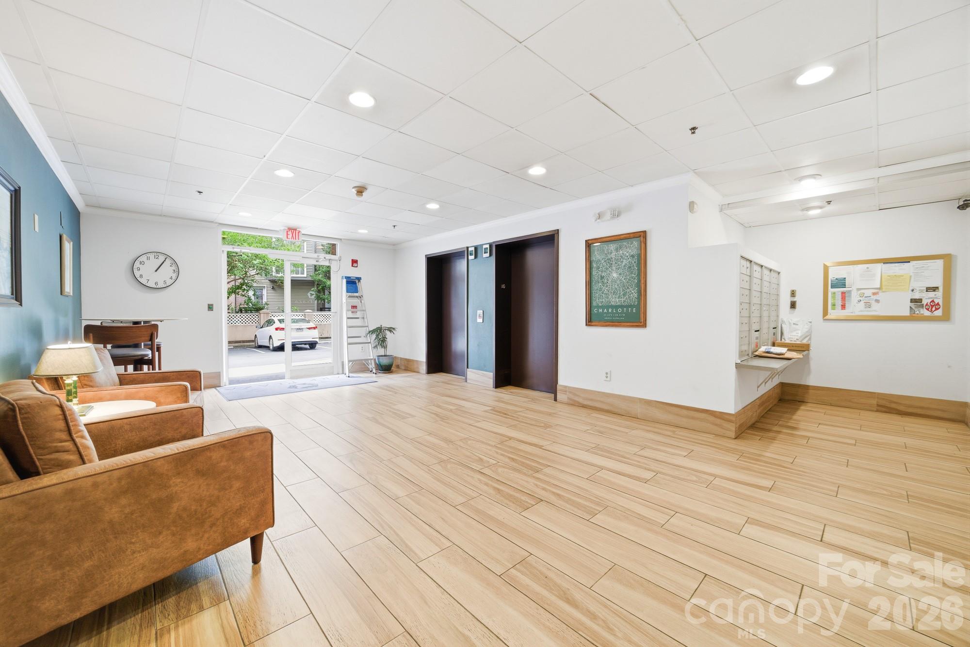 405 W 7th Street #302 — Charlotte