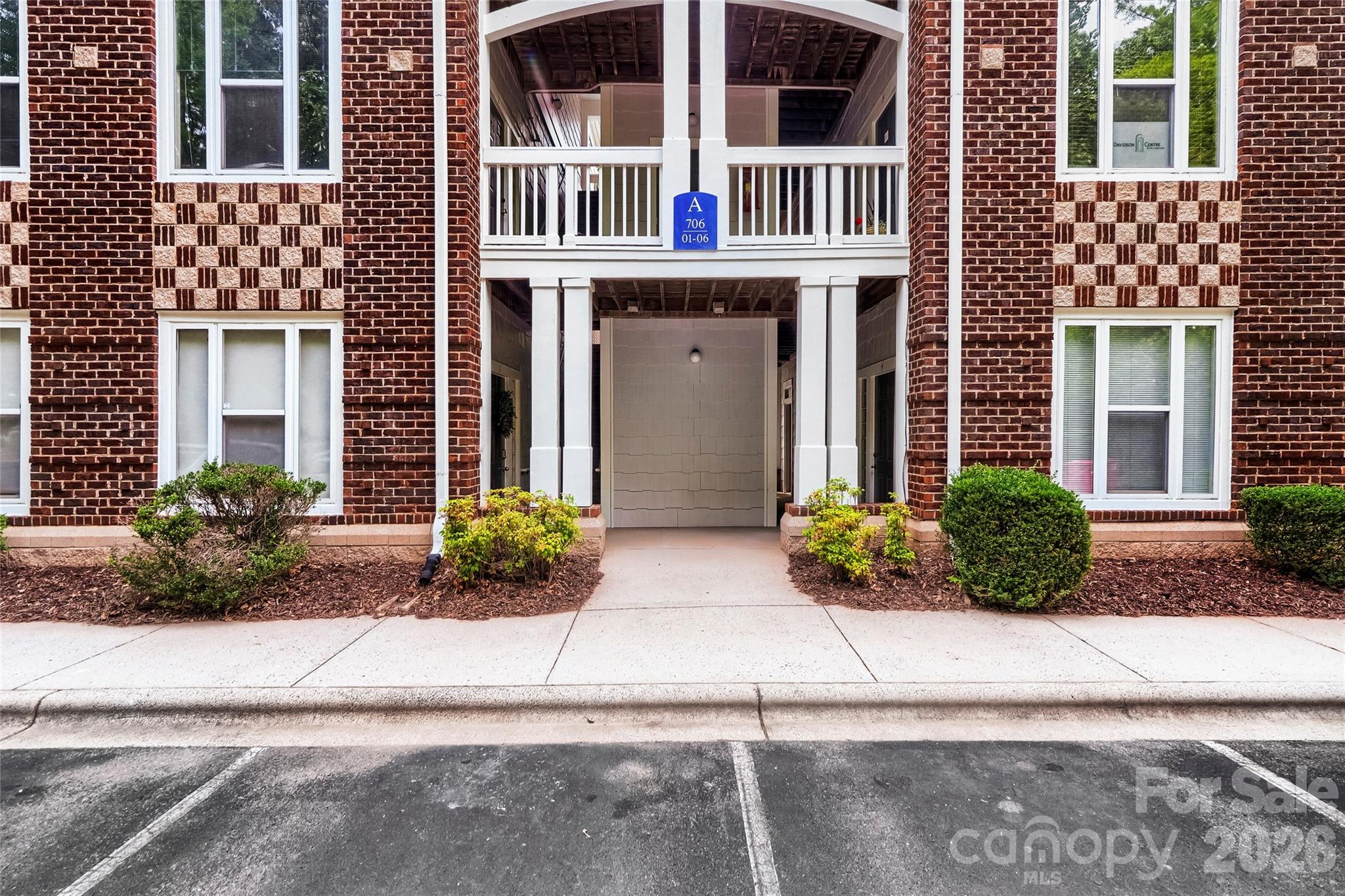 706 Northeast Drive #3 — Davidson