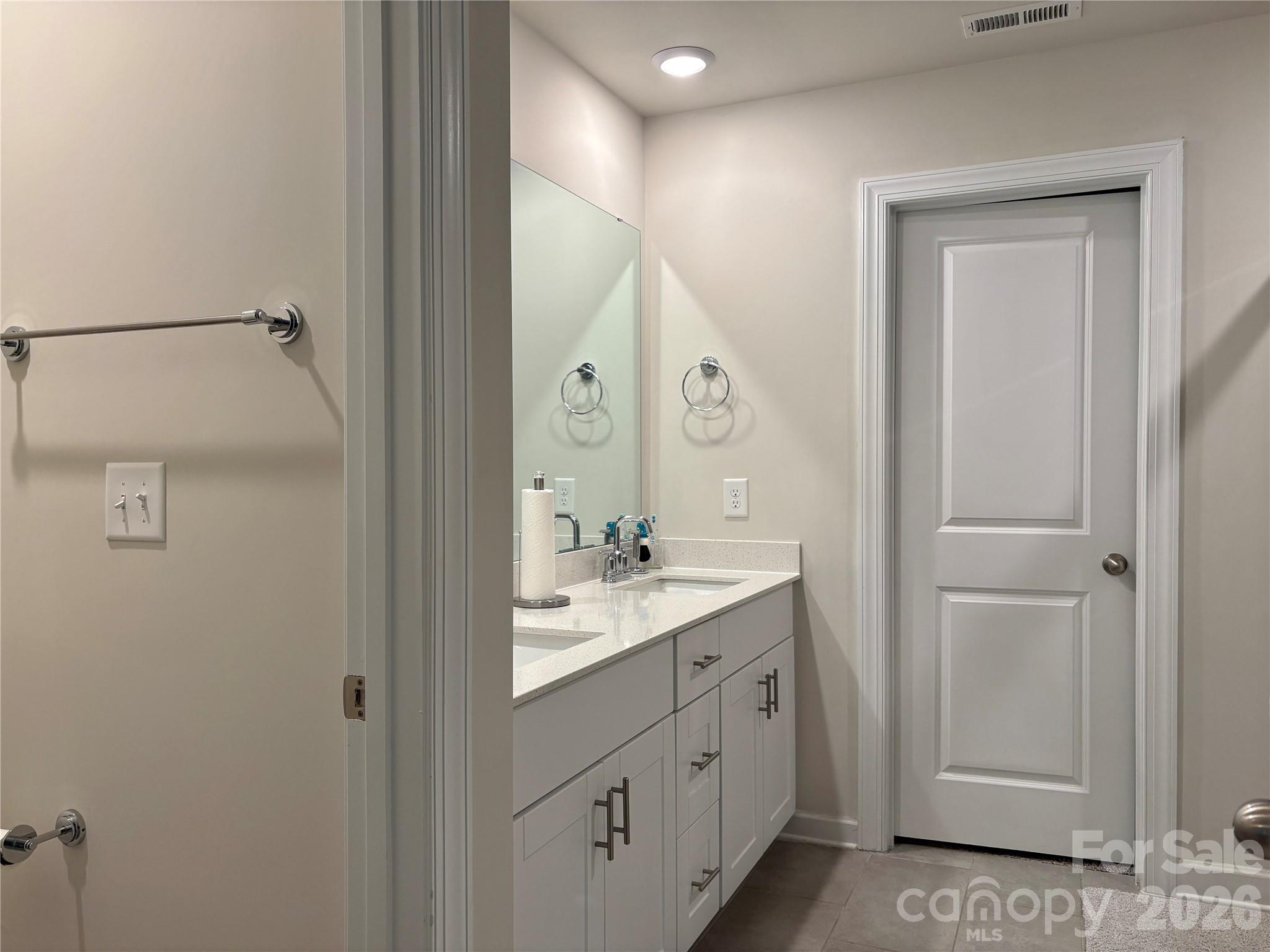 3231 Lisburn Street — Mint Hill