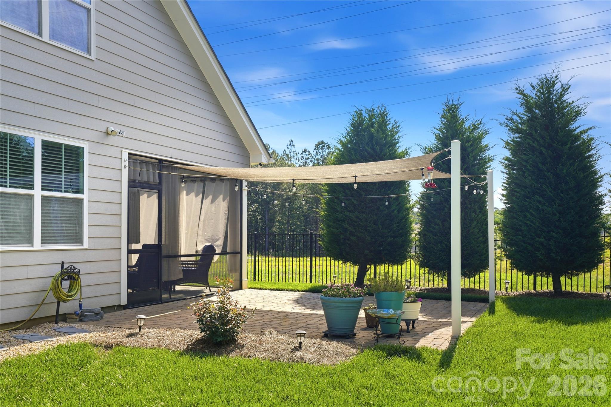 2274 Seagull Drive — Denver