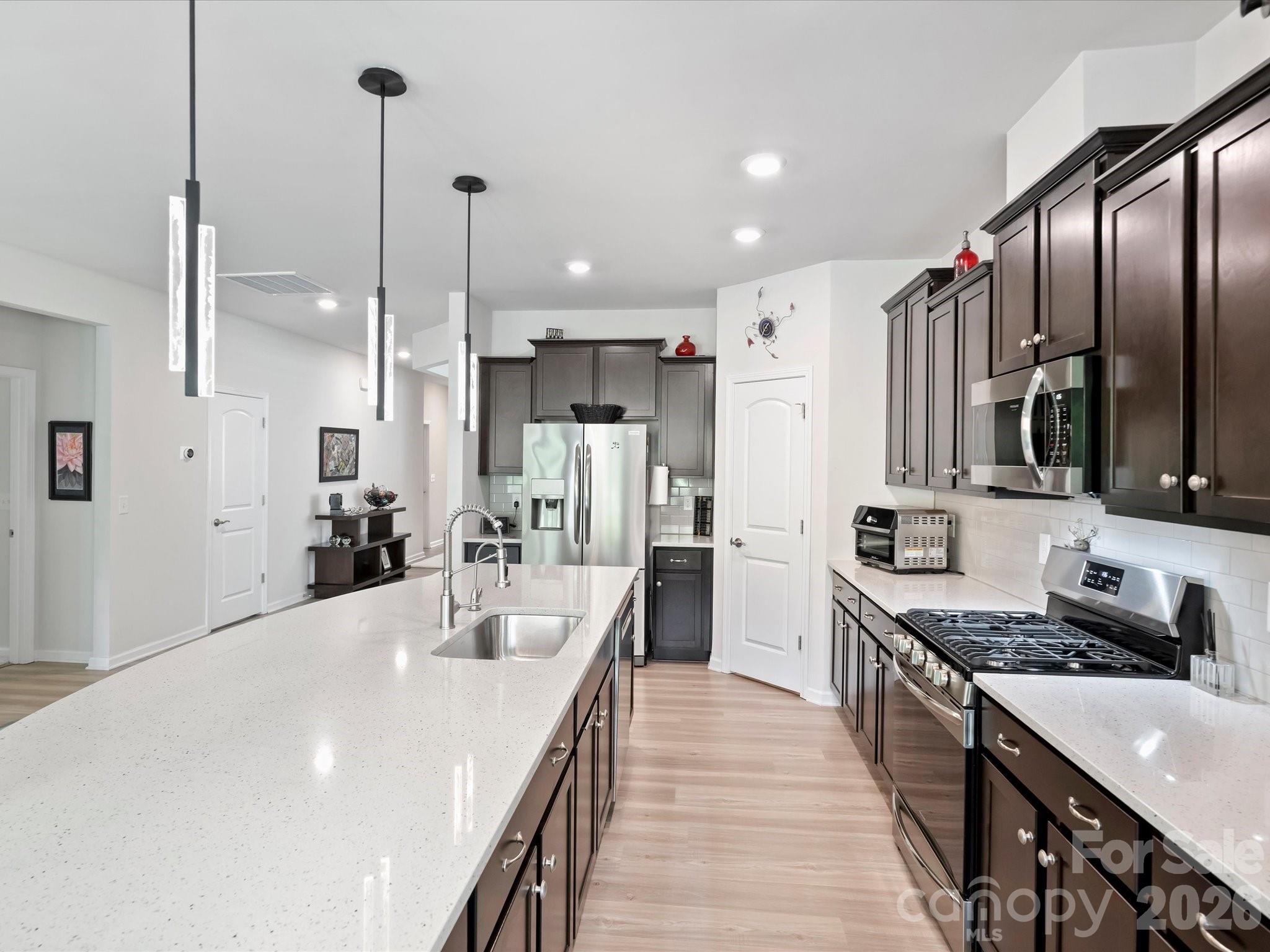 821 Botticelli Court — Mount Holly