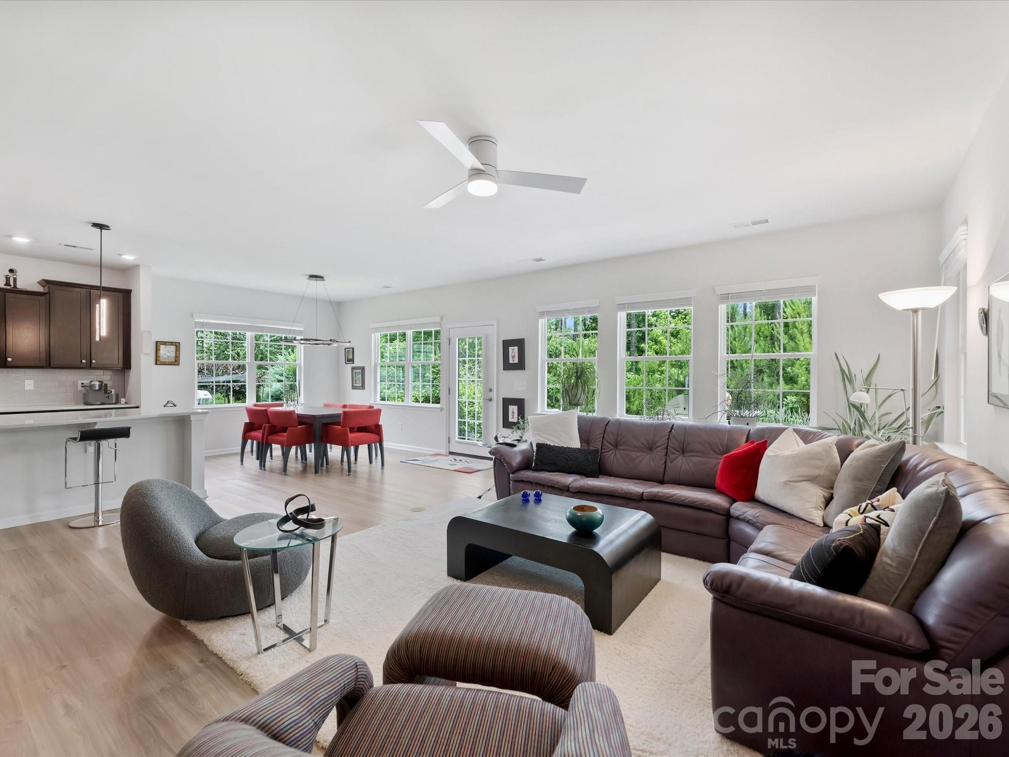 821 Botticelli Court — Mount Holly