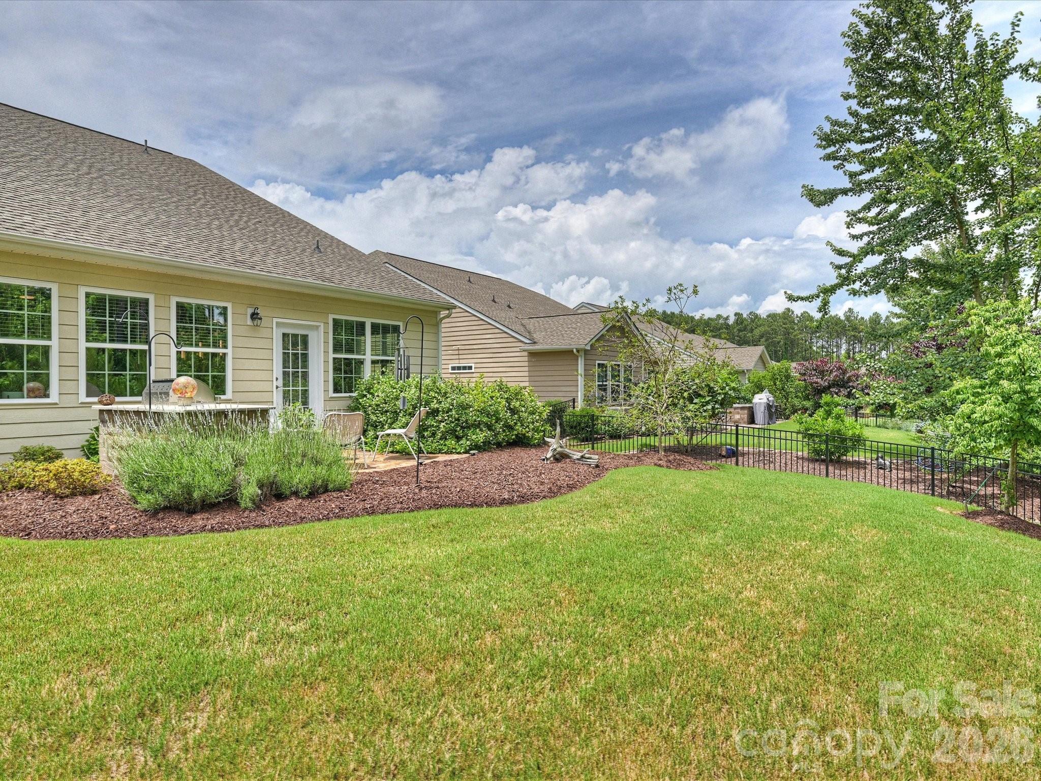821 Botticelli Court — Mount Holly